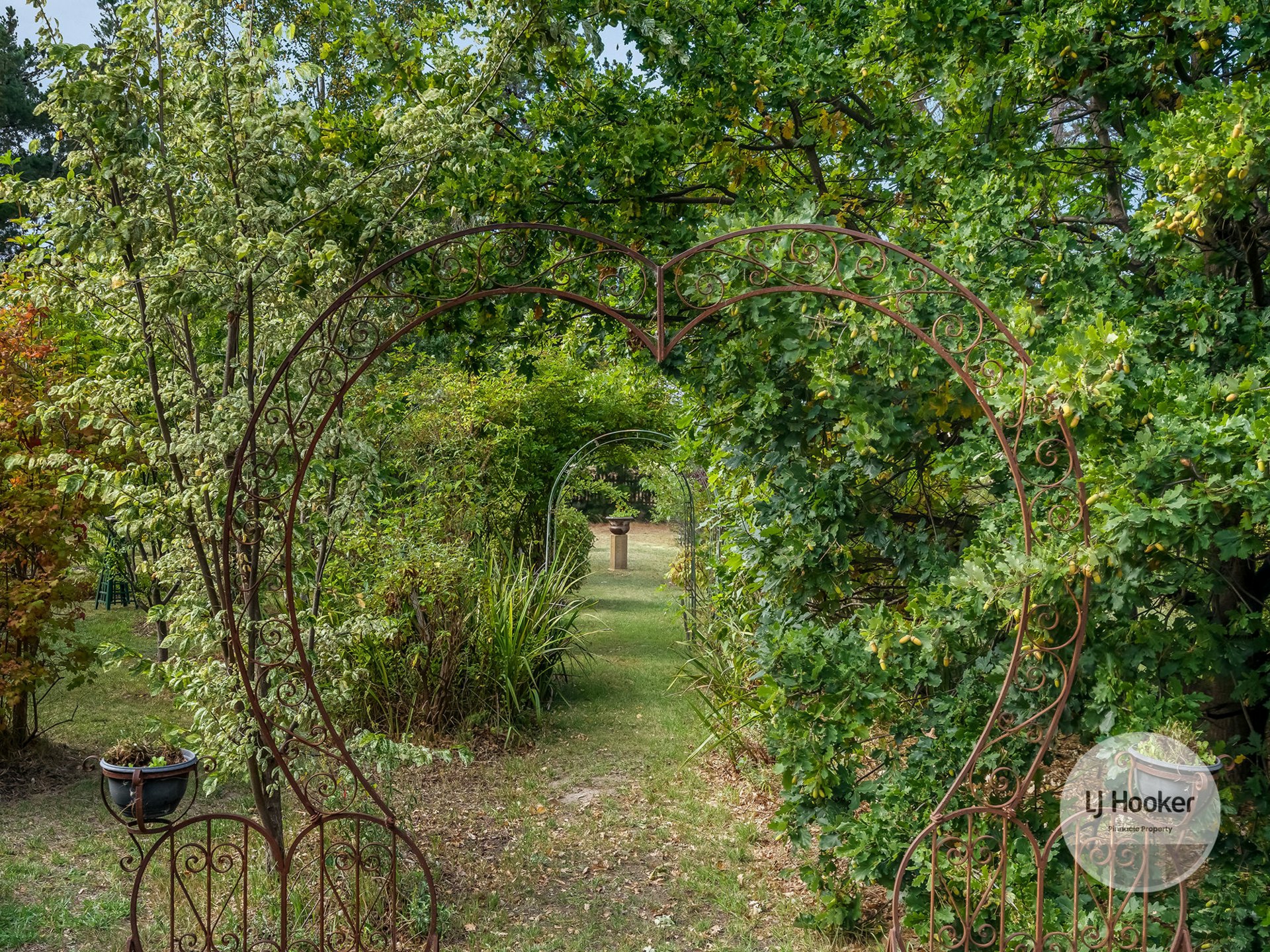 470 Jericho Road, JERICHO