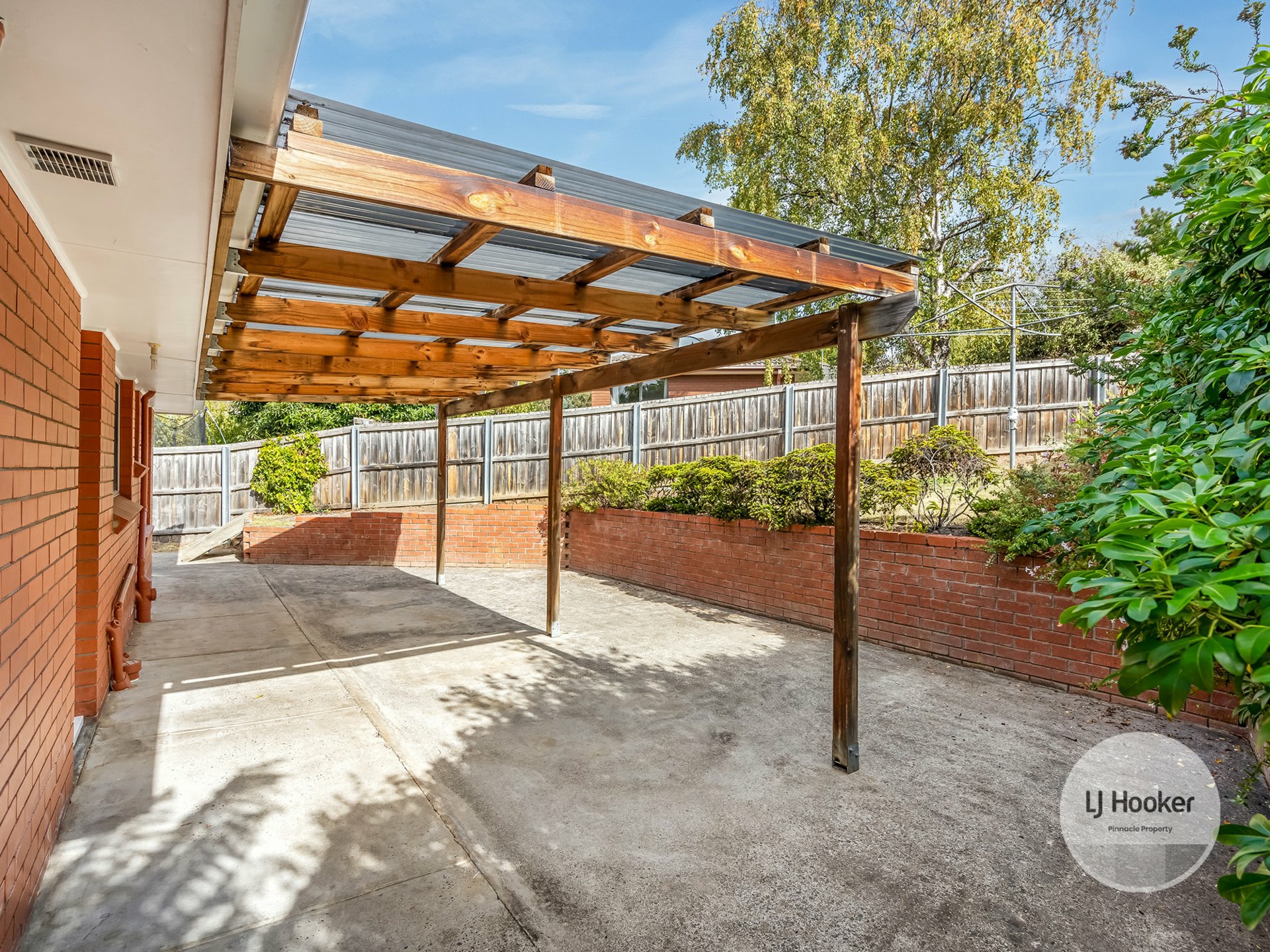 2 Calder Crescent, BLACKMANS BAY