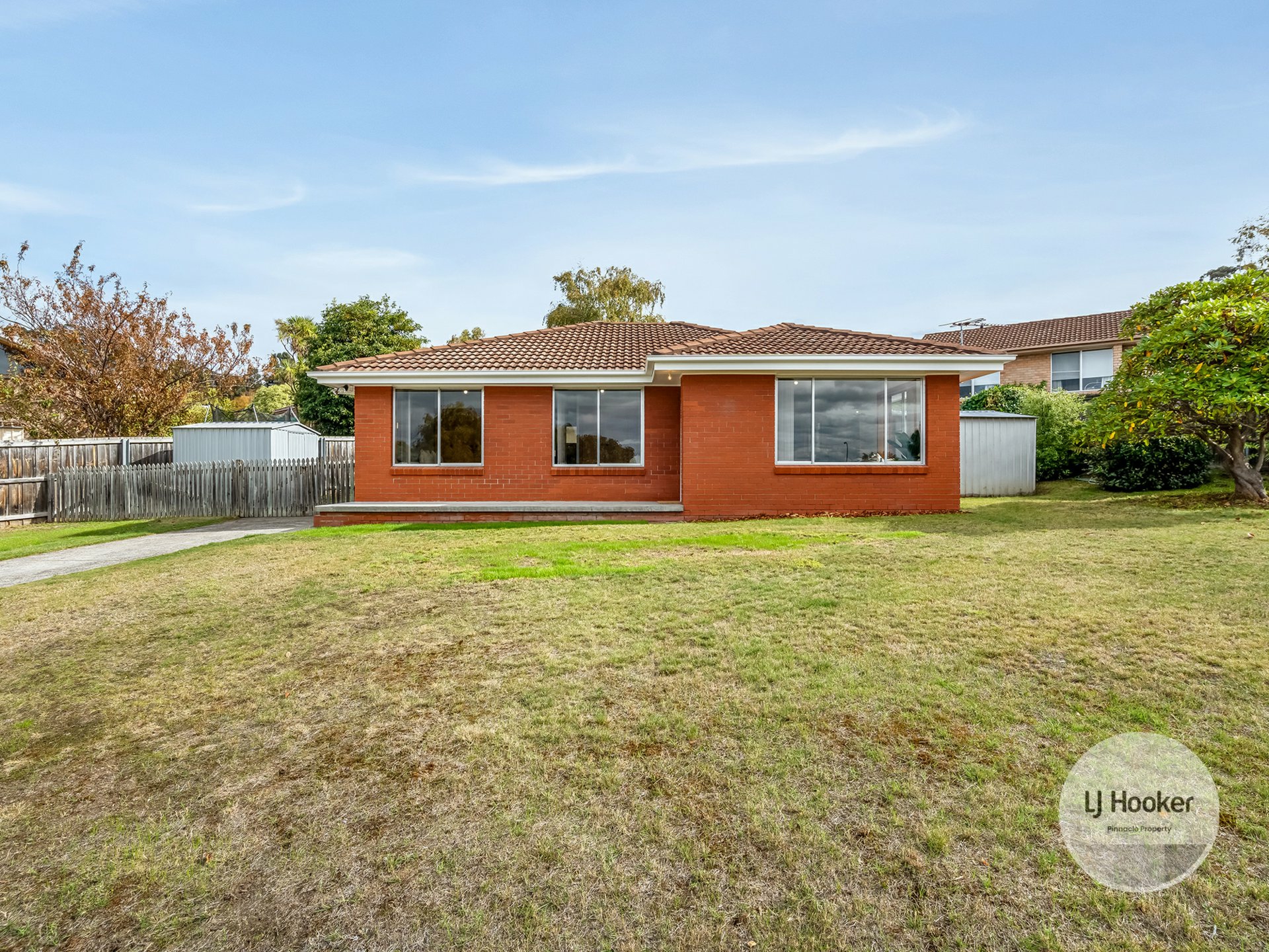 2 Calder Crescent, BLACKMANS BAY