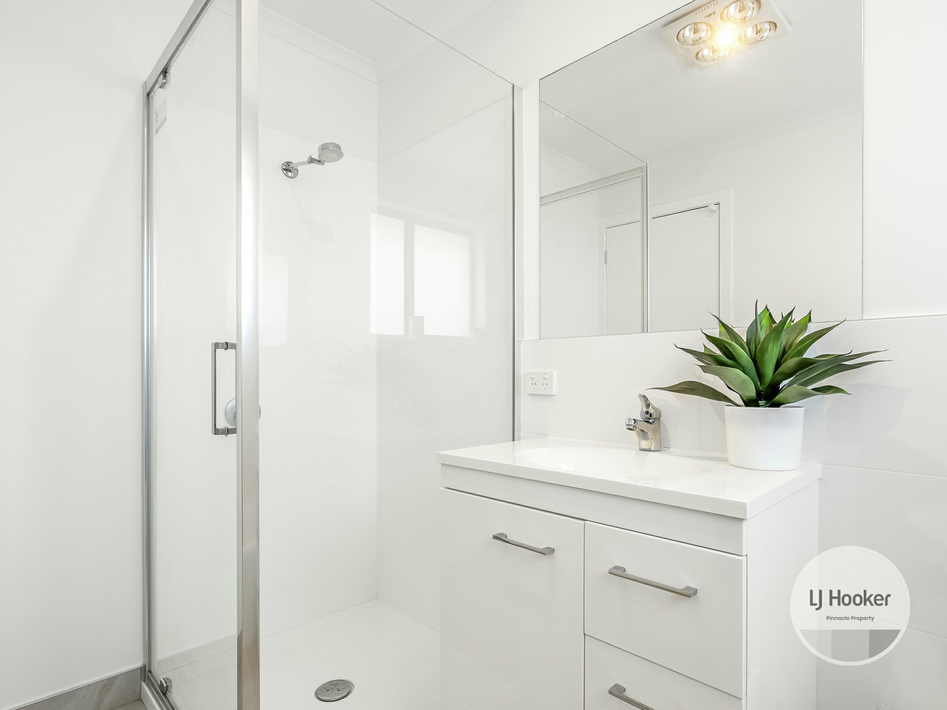 3/16 Brooke Street, BRIGHTON