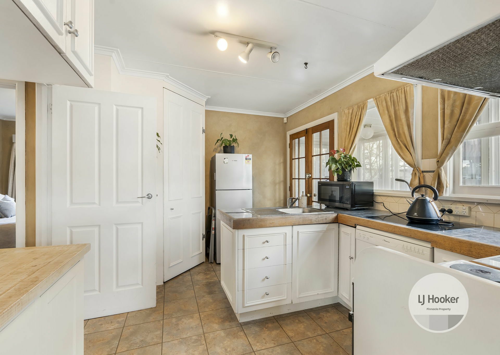 1/151 Clarence Street, HOWRAH
