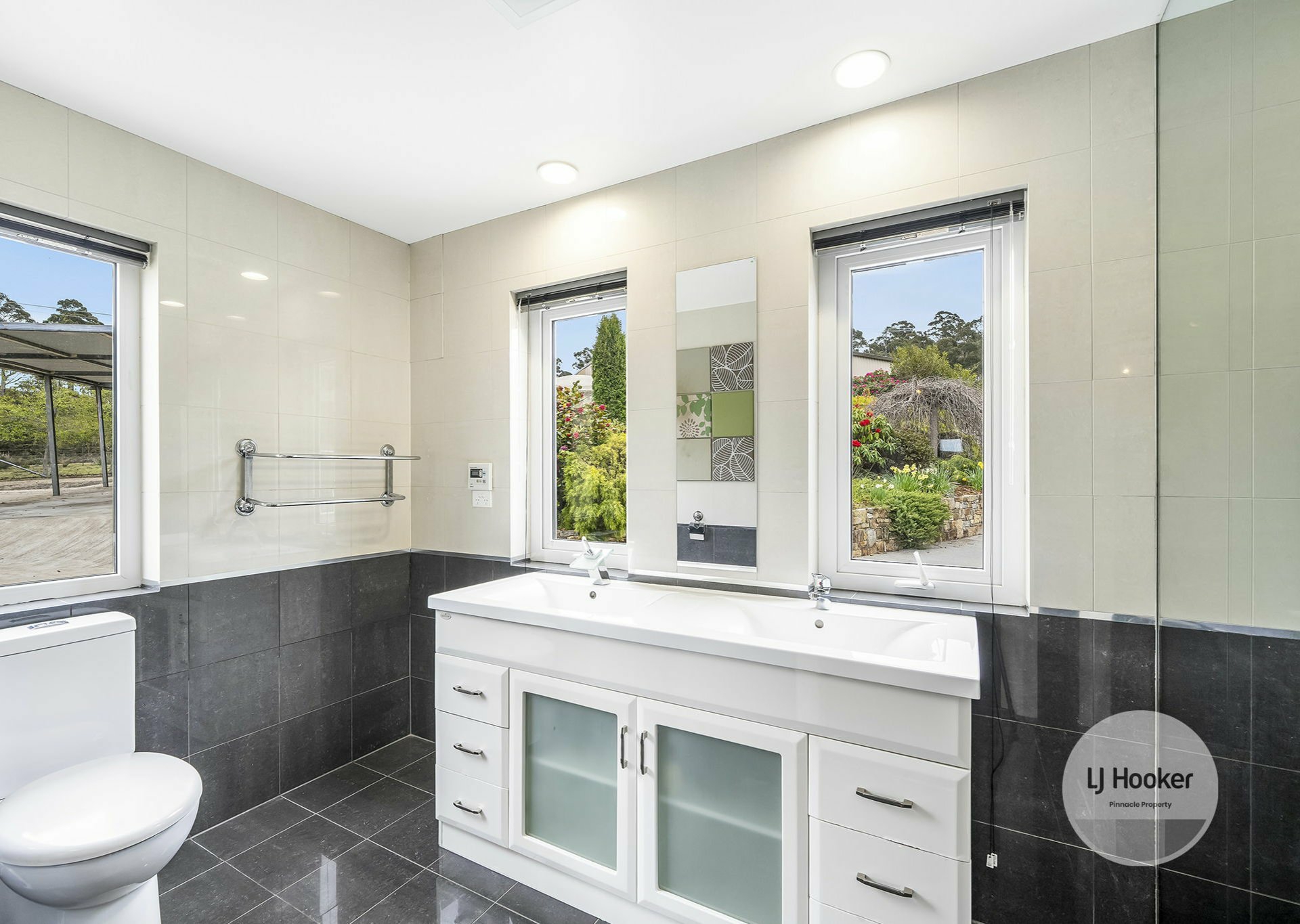 333 Old Station Road, LOWER SNUG