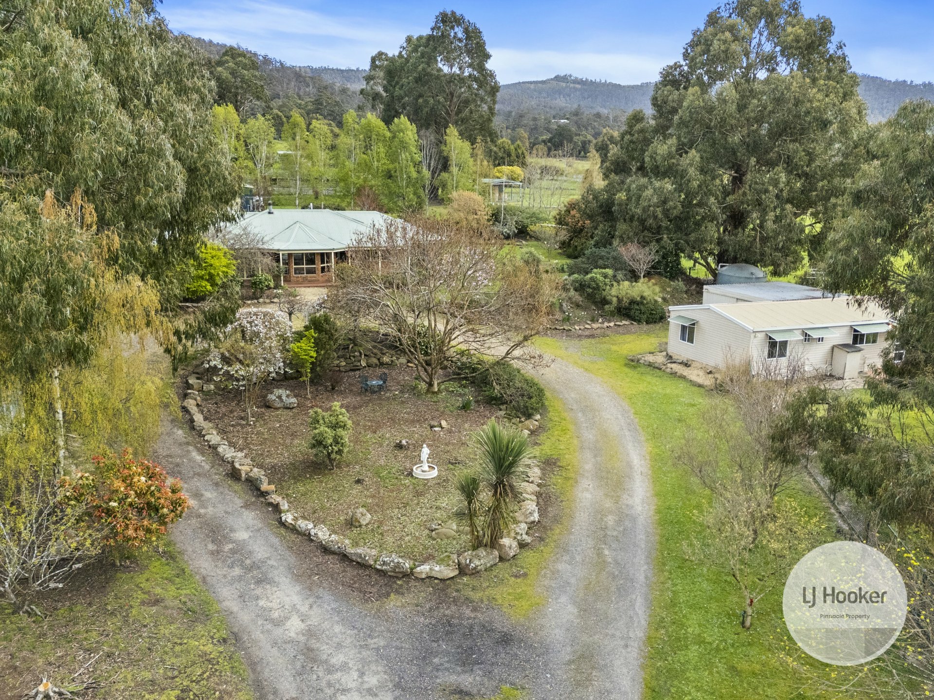 680 Lachlan Road, LACHLAN