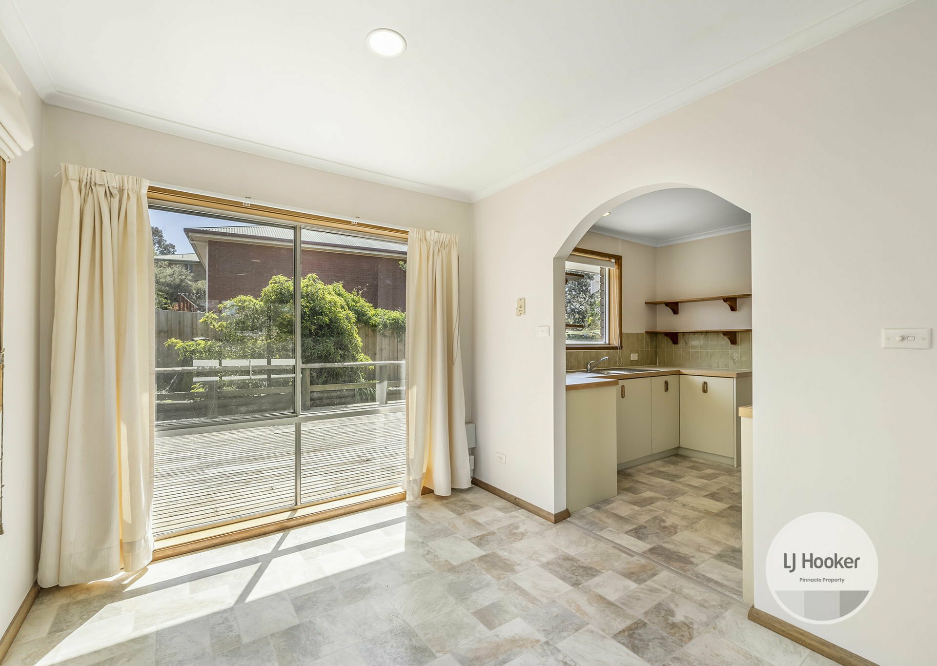 22 Diamond Drive, BLACKMANS BAY