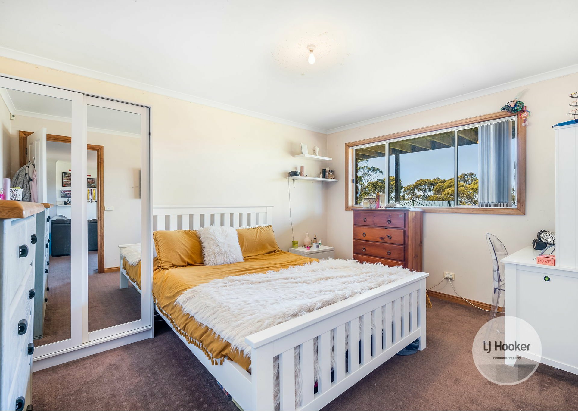 24 Chatterton Court, CLAREMONT