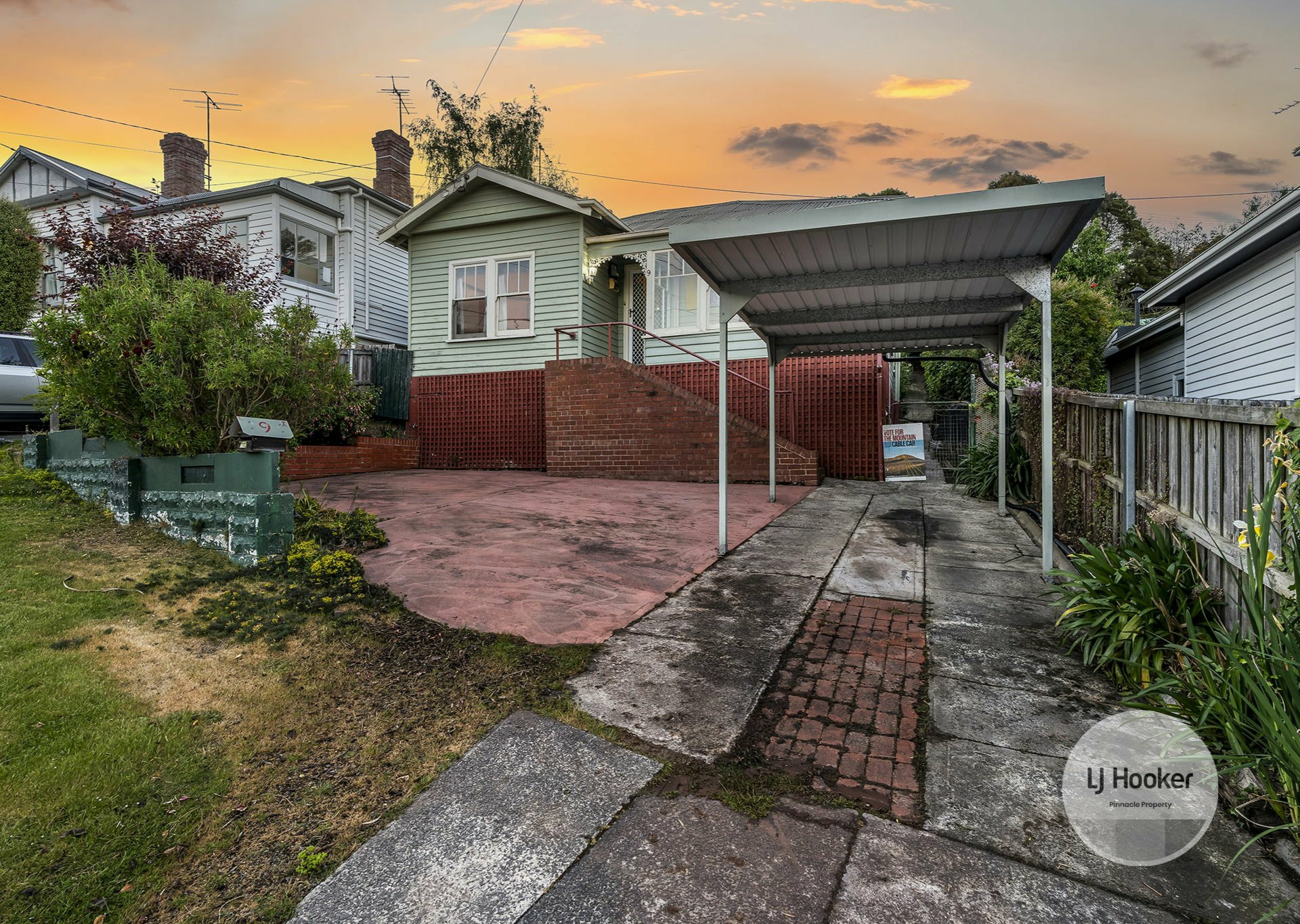 9 Romilly Street, SOUTH HOBART