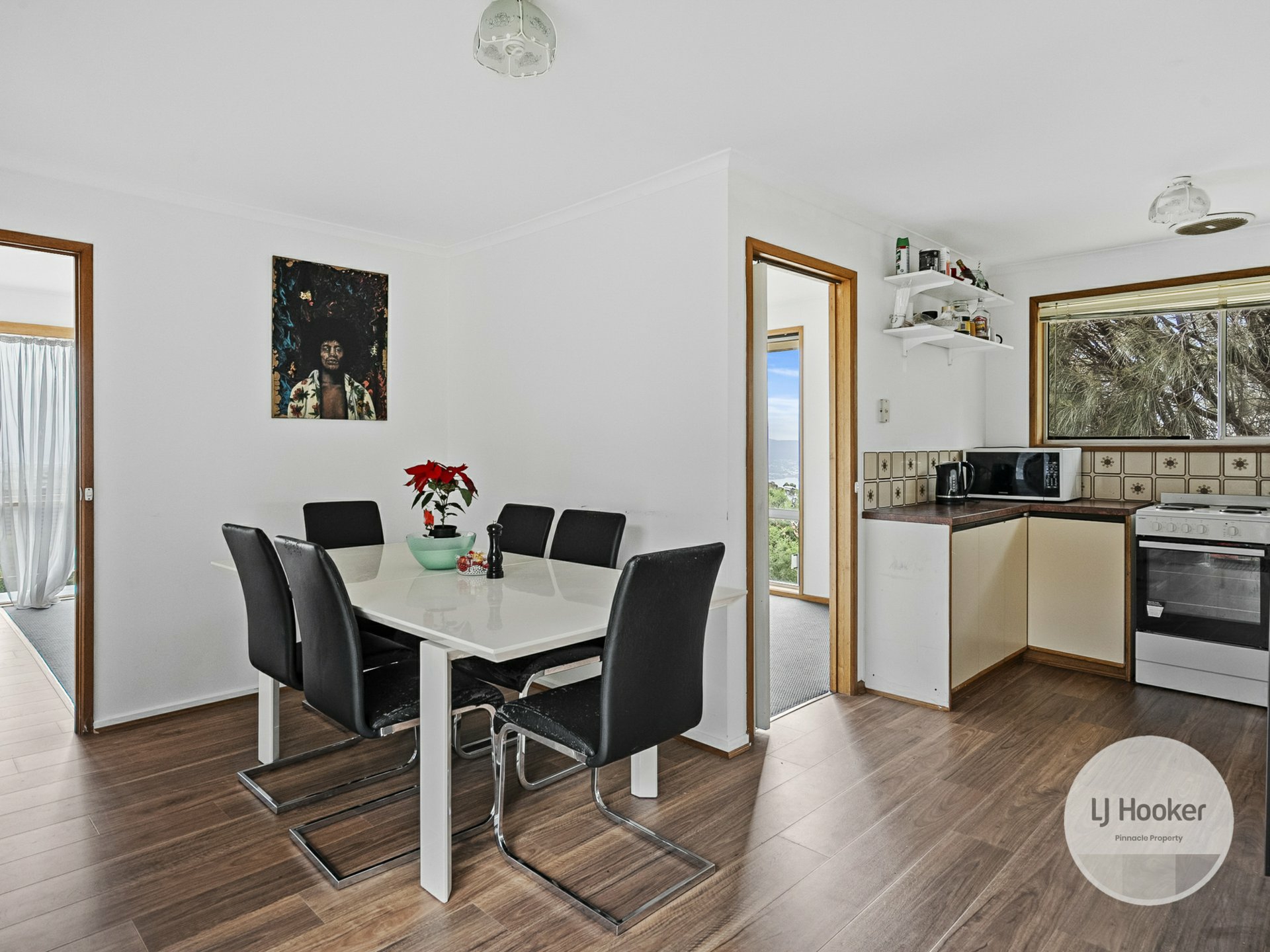 14 Lachlan Drive, MOUNT NELSON