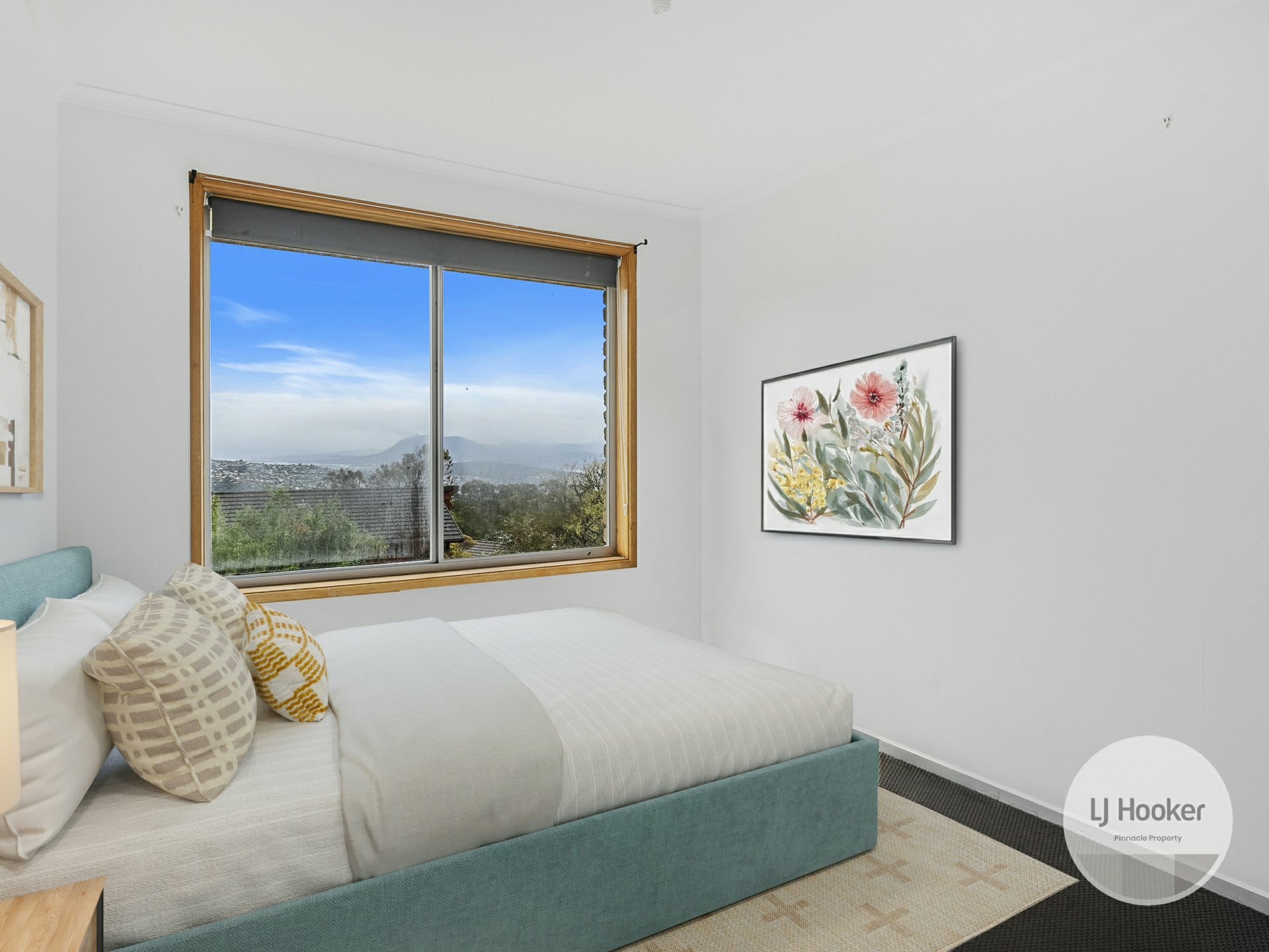 14 Lachlan Drive, MOUNT NELSON