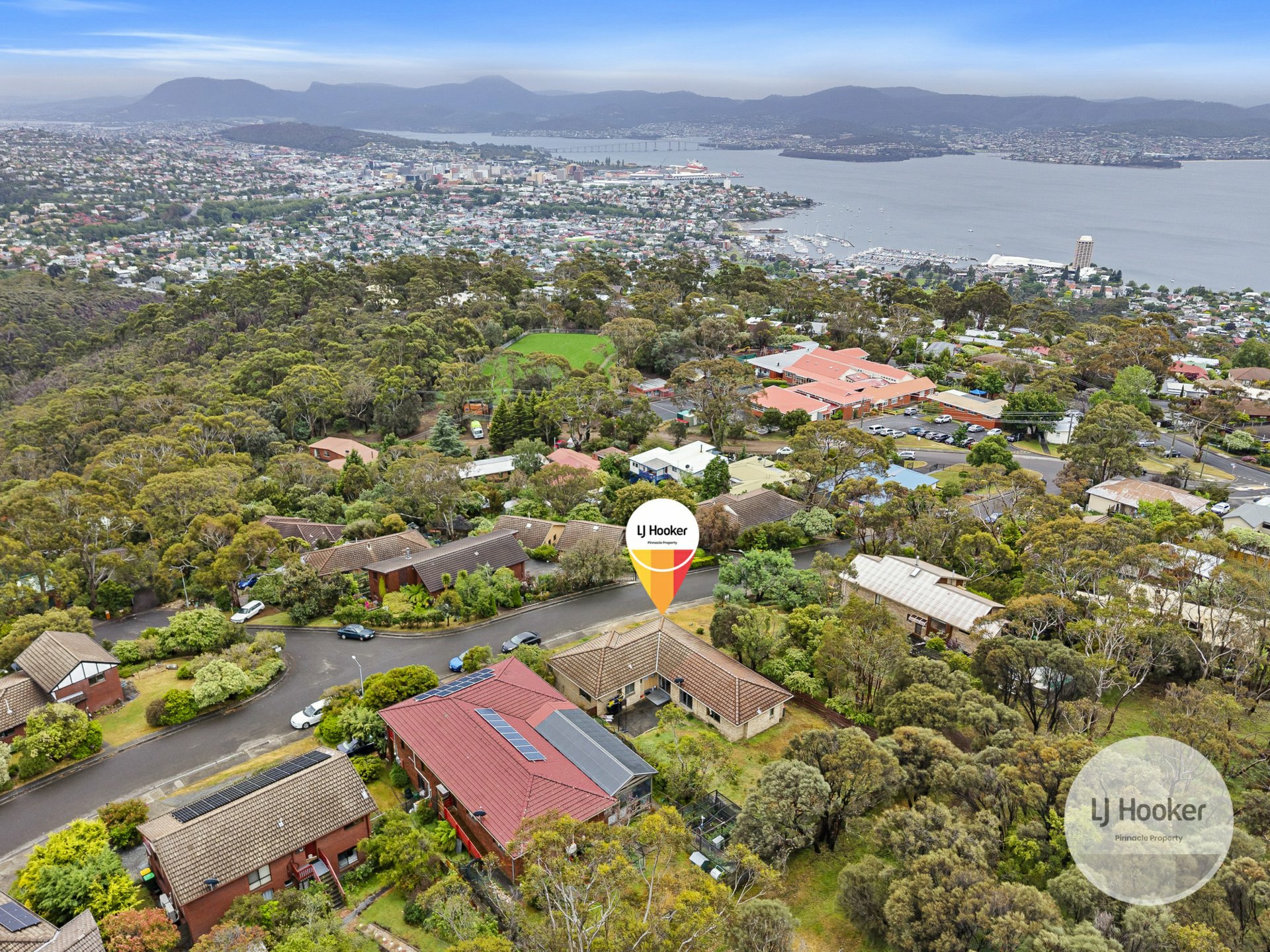 14 Lachlan Drive, MOUNT NELSON