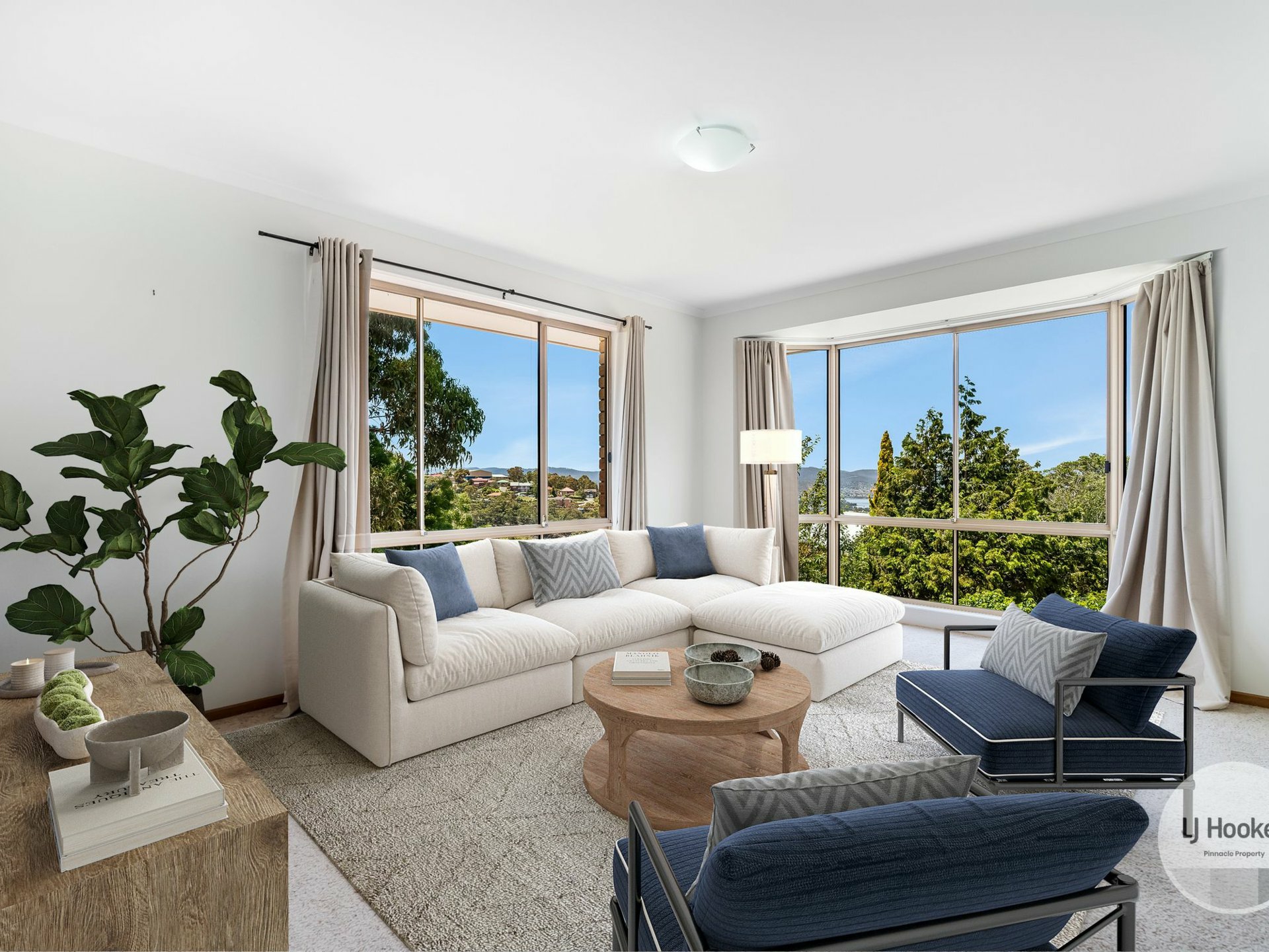 2/45 Alwyn Road, LENAH VALLEY