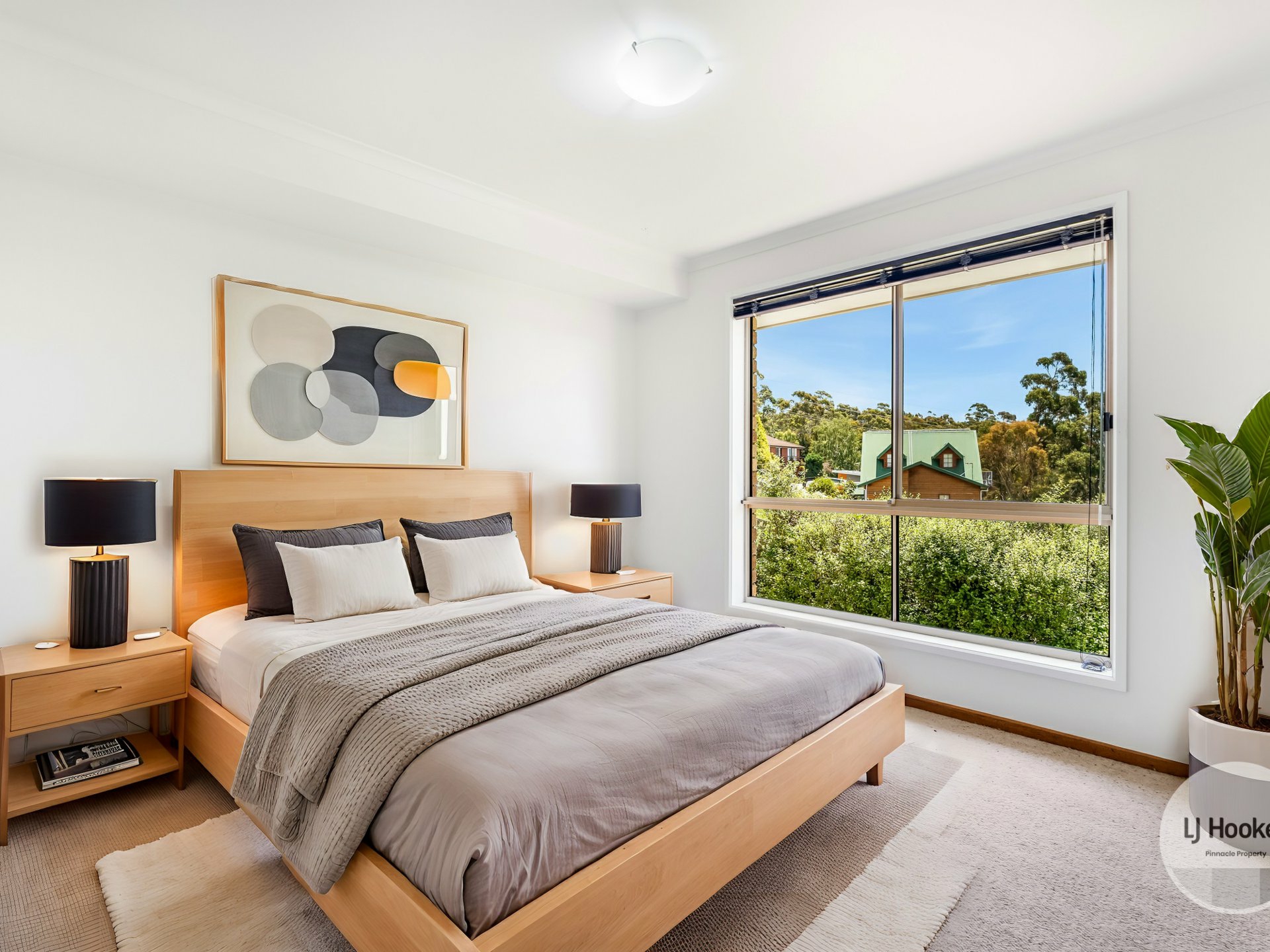 2/45 Alwyn Road, LENAH VALLEY