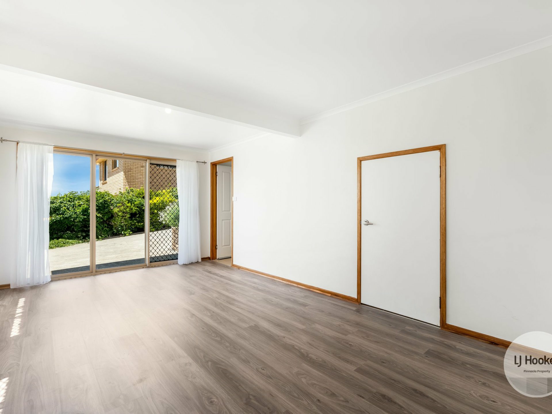 2/45 Alwyn Road, LENAH VALLEY