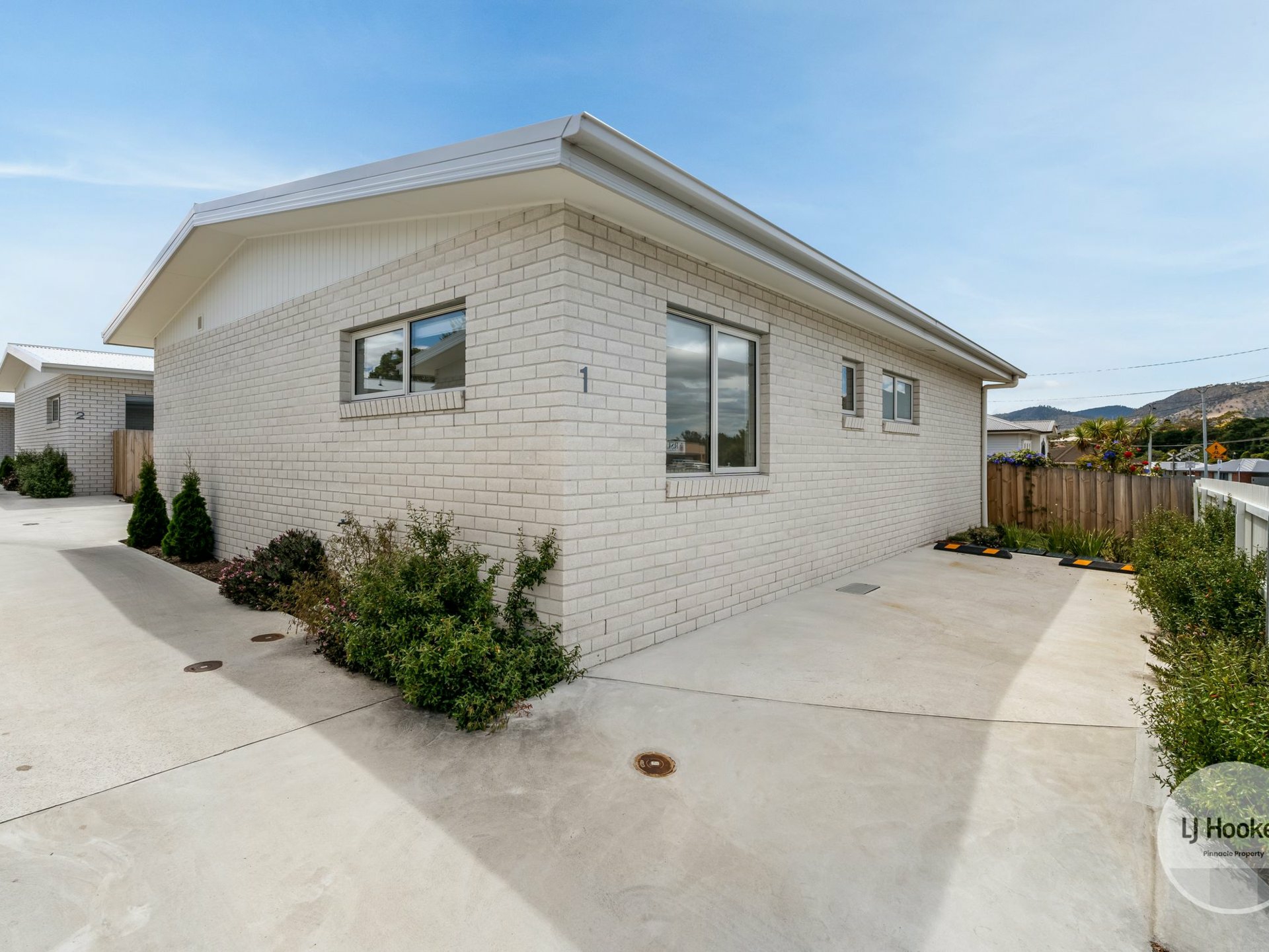 1/8 Bilton Street, CLAREMONT