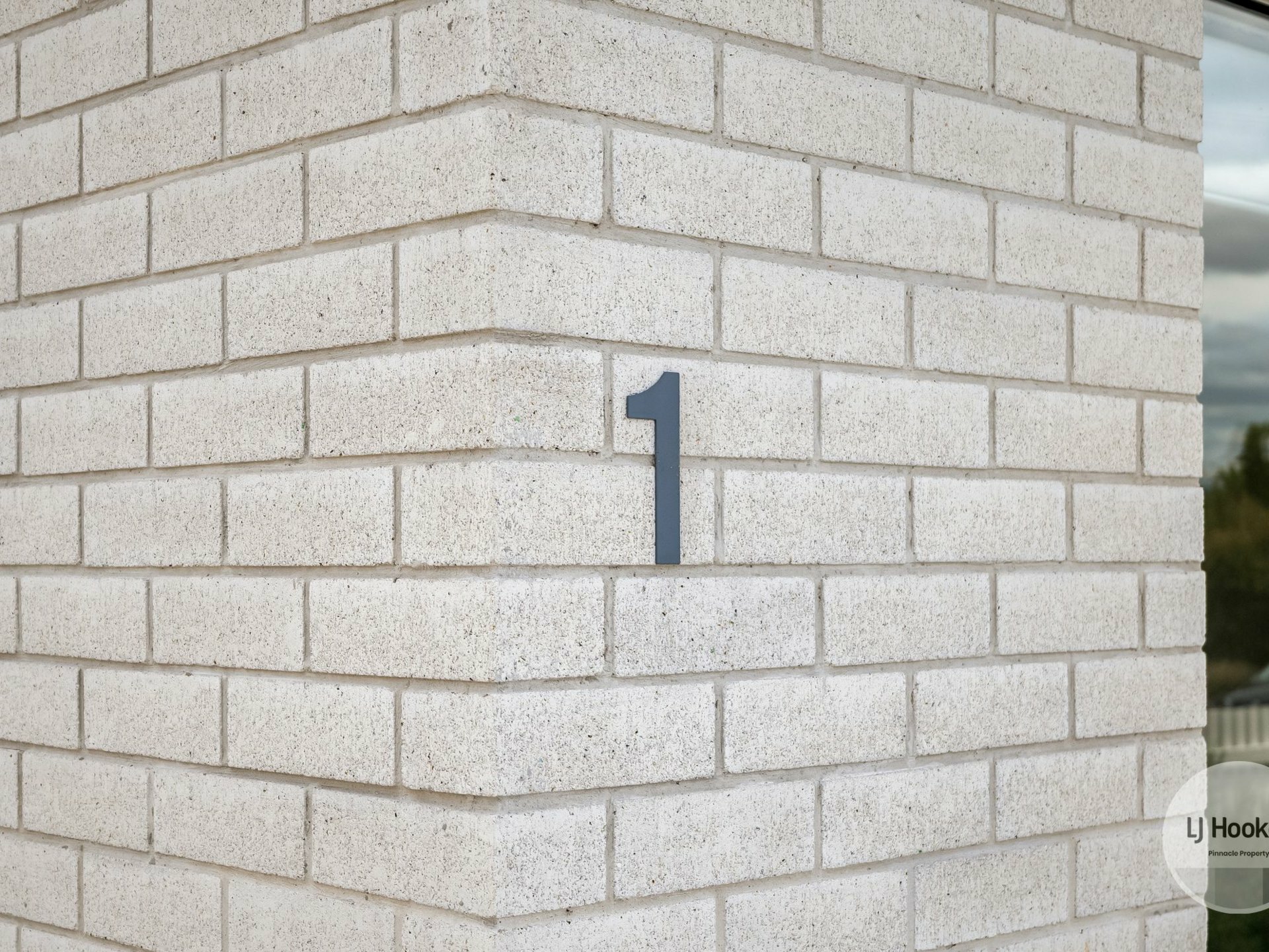 1/8 Bilton Street, CLAREMONT