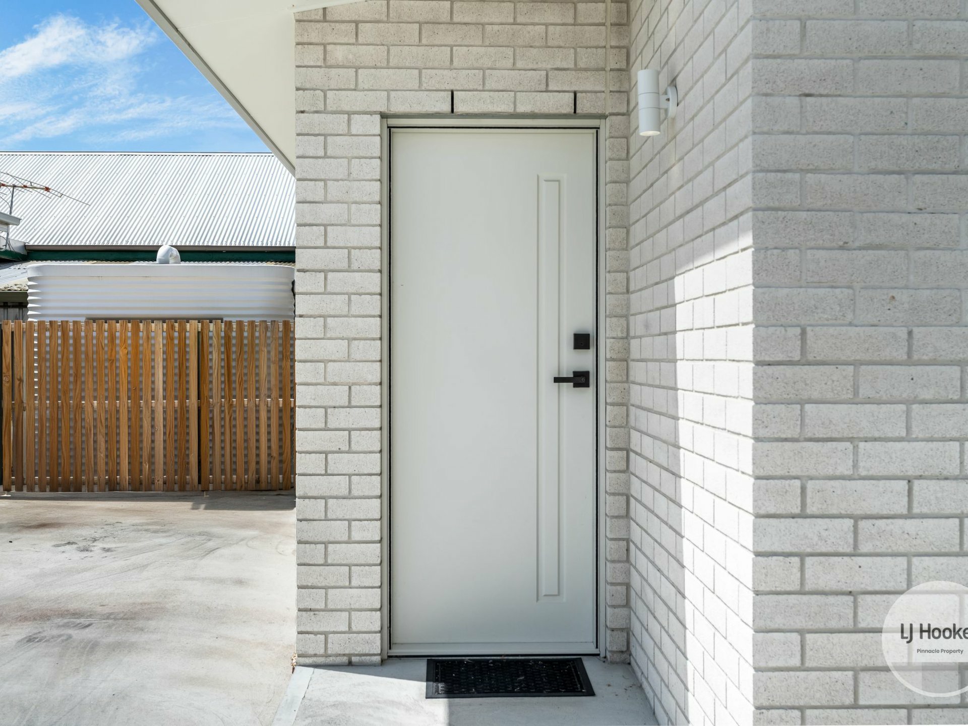 1/8 Bilton Street, CLAREMONT