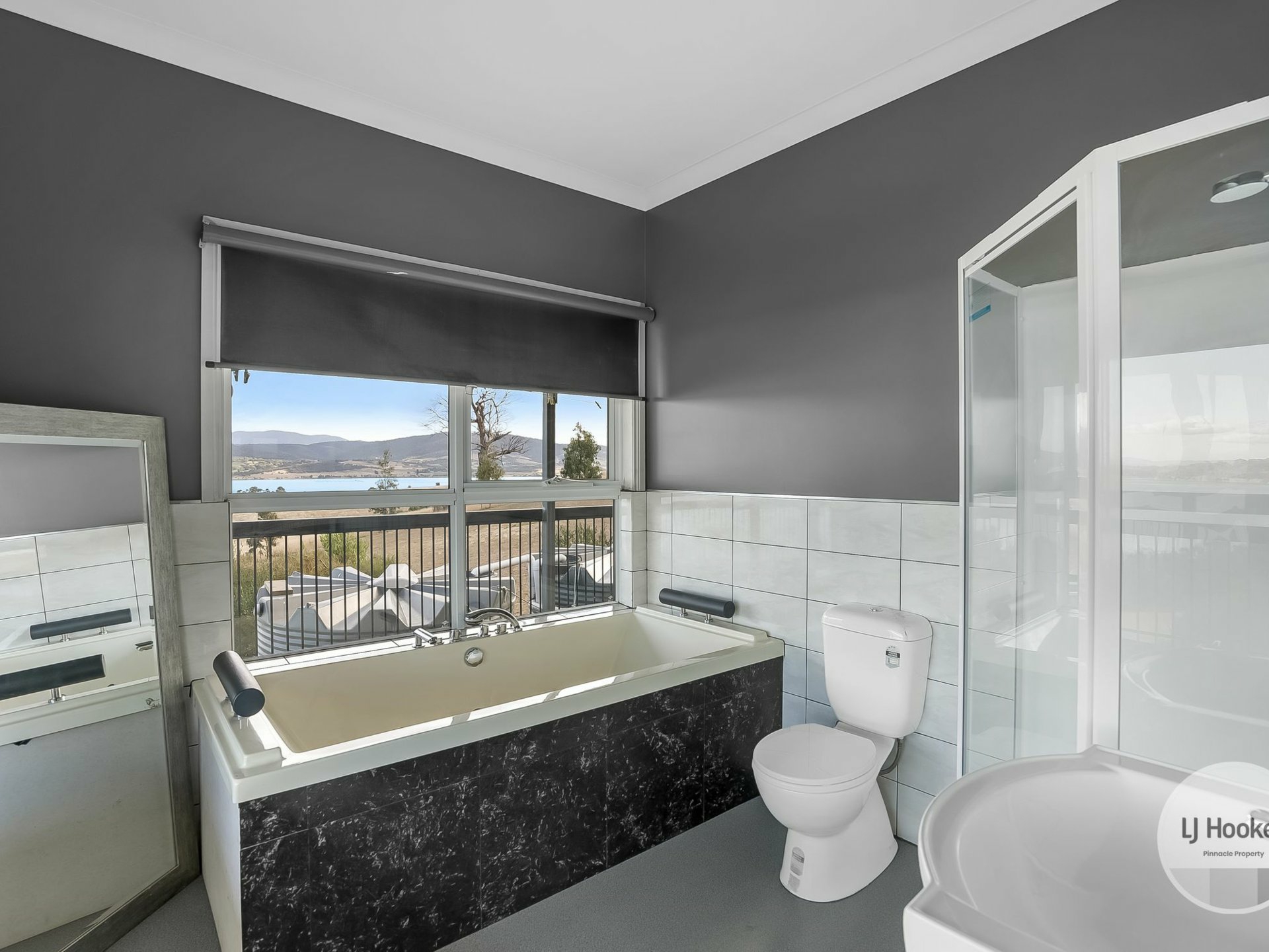 641 Shark Point Road, PENNA