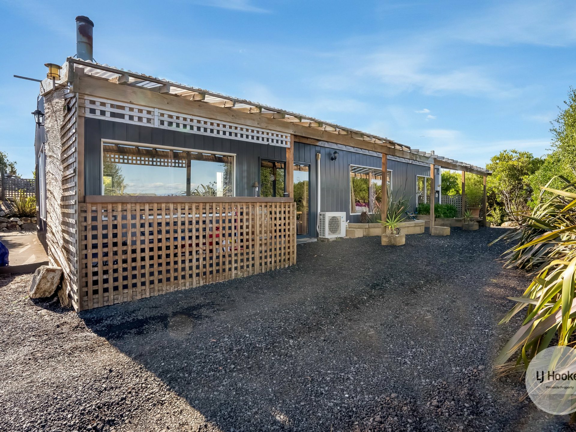 641 Shark Point Road, PENNA