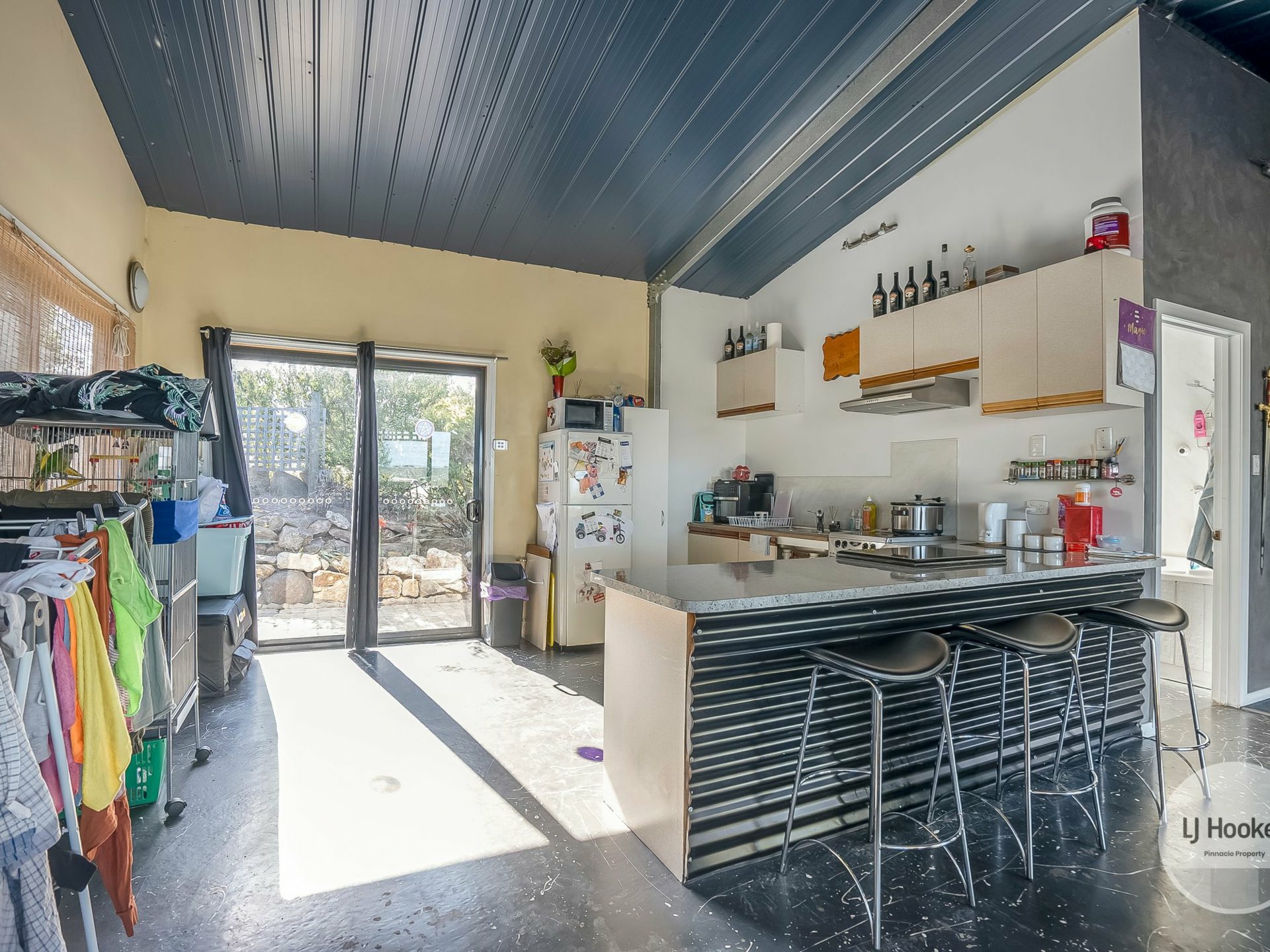 641 Shark Point Road, PENNA