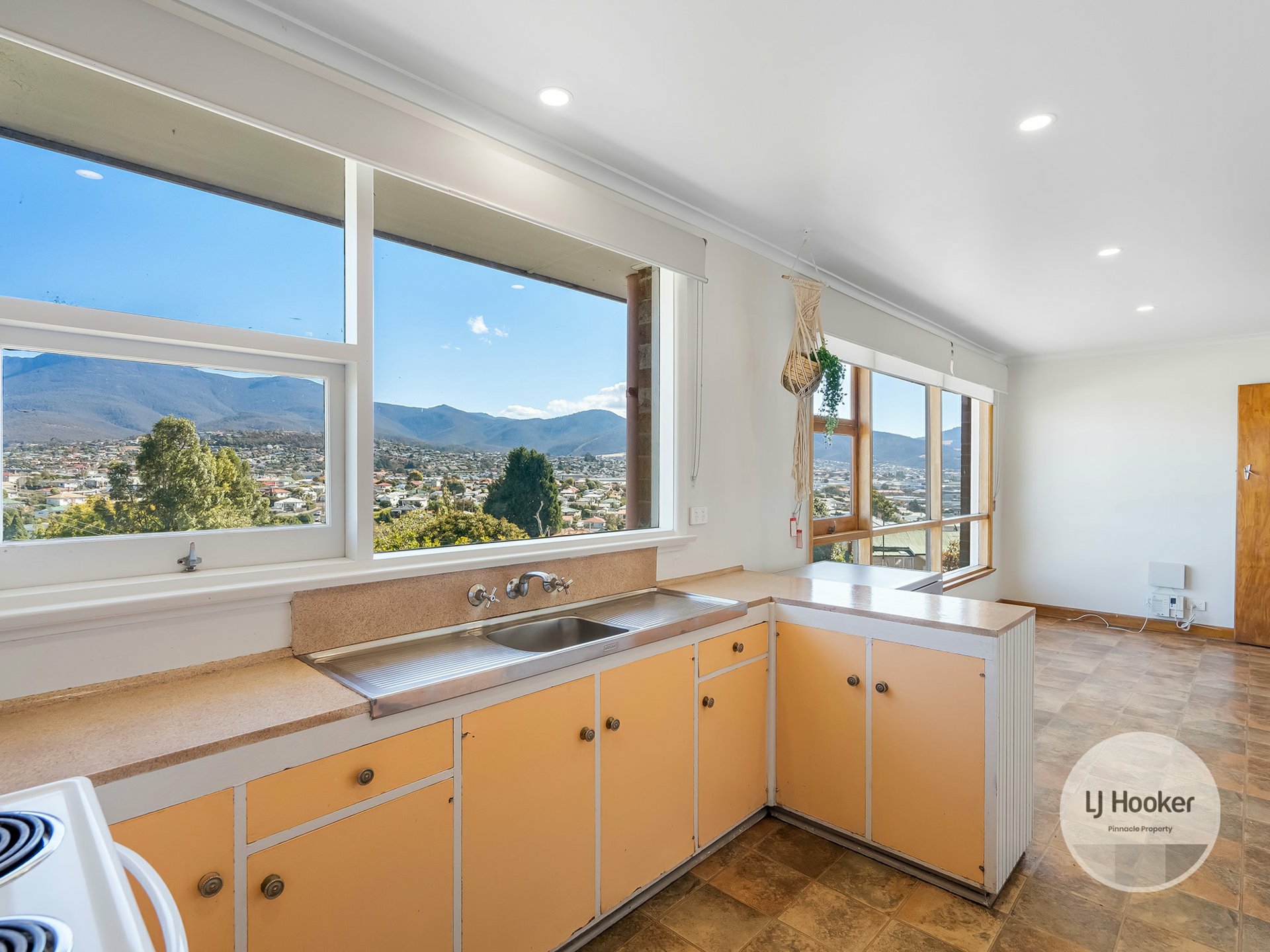 3 Michael Street, LUTANA