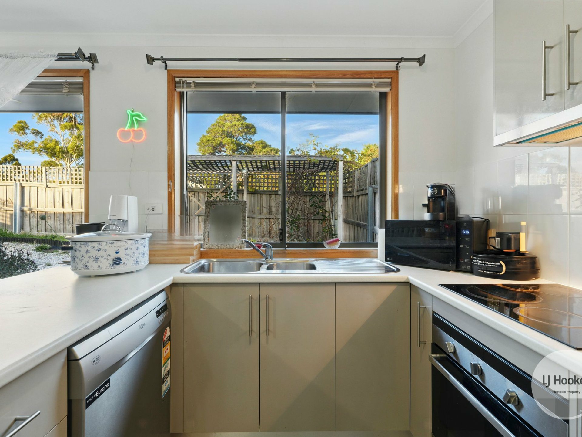 Unit 1/2 Tivoli Road, OLD BEACH