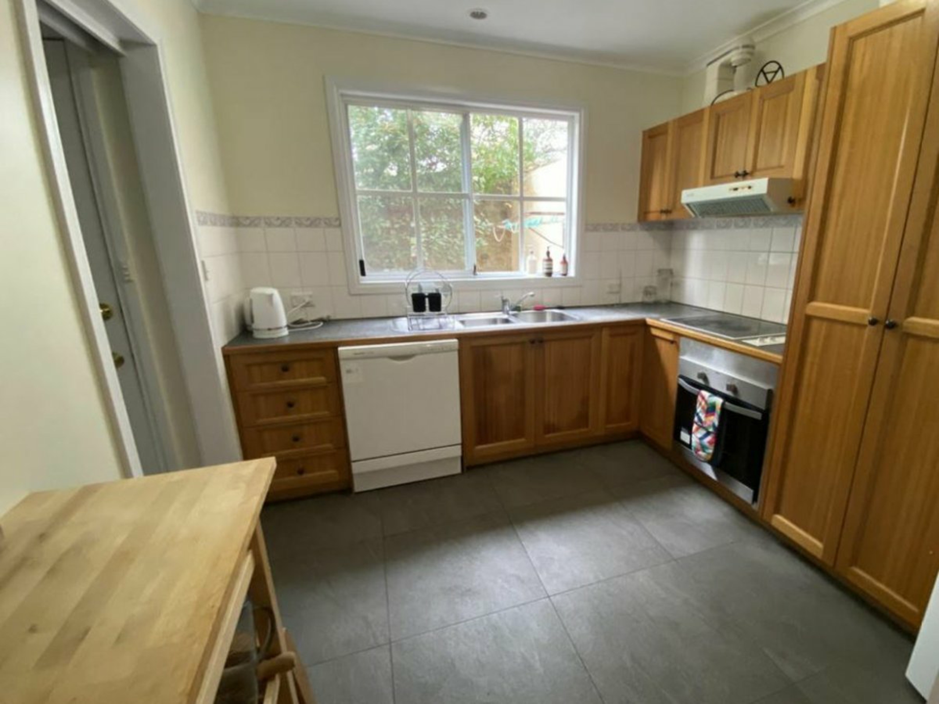 10/12 Wilmot Street, HOBART