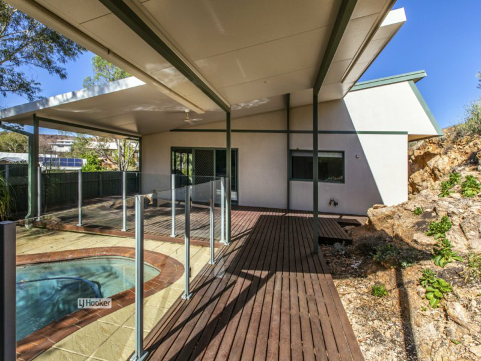 36 Tmara Mara Circuit — photo from LJ Hooker Alice Springs
