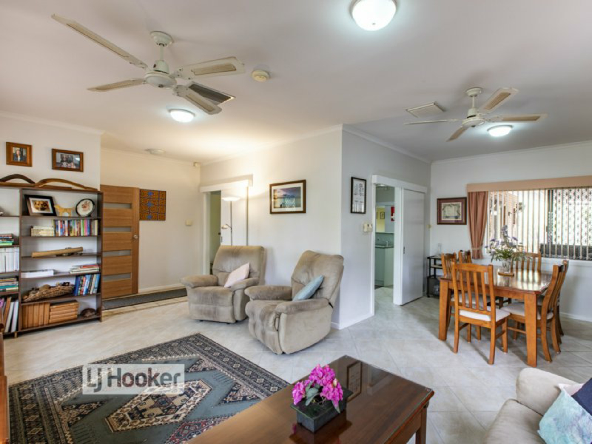 11 McMinn Street, EAST SIDE