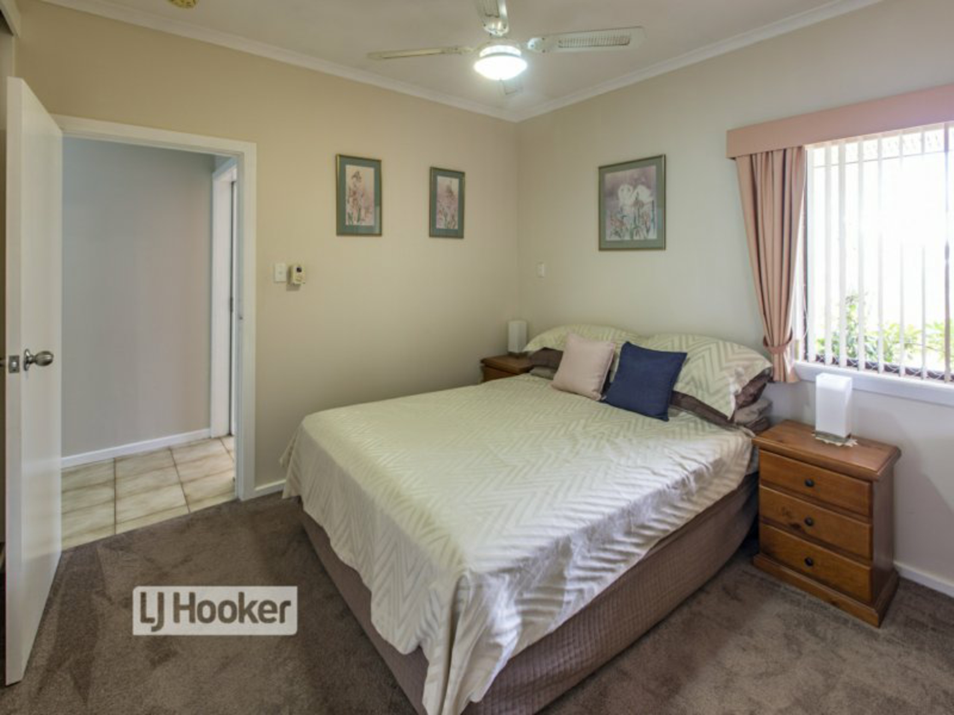 11 McMinn Street, EAST SIDE