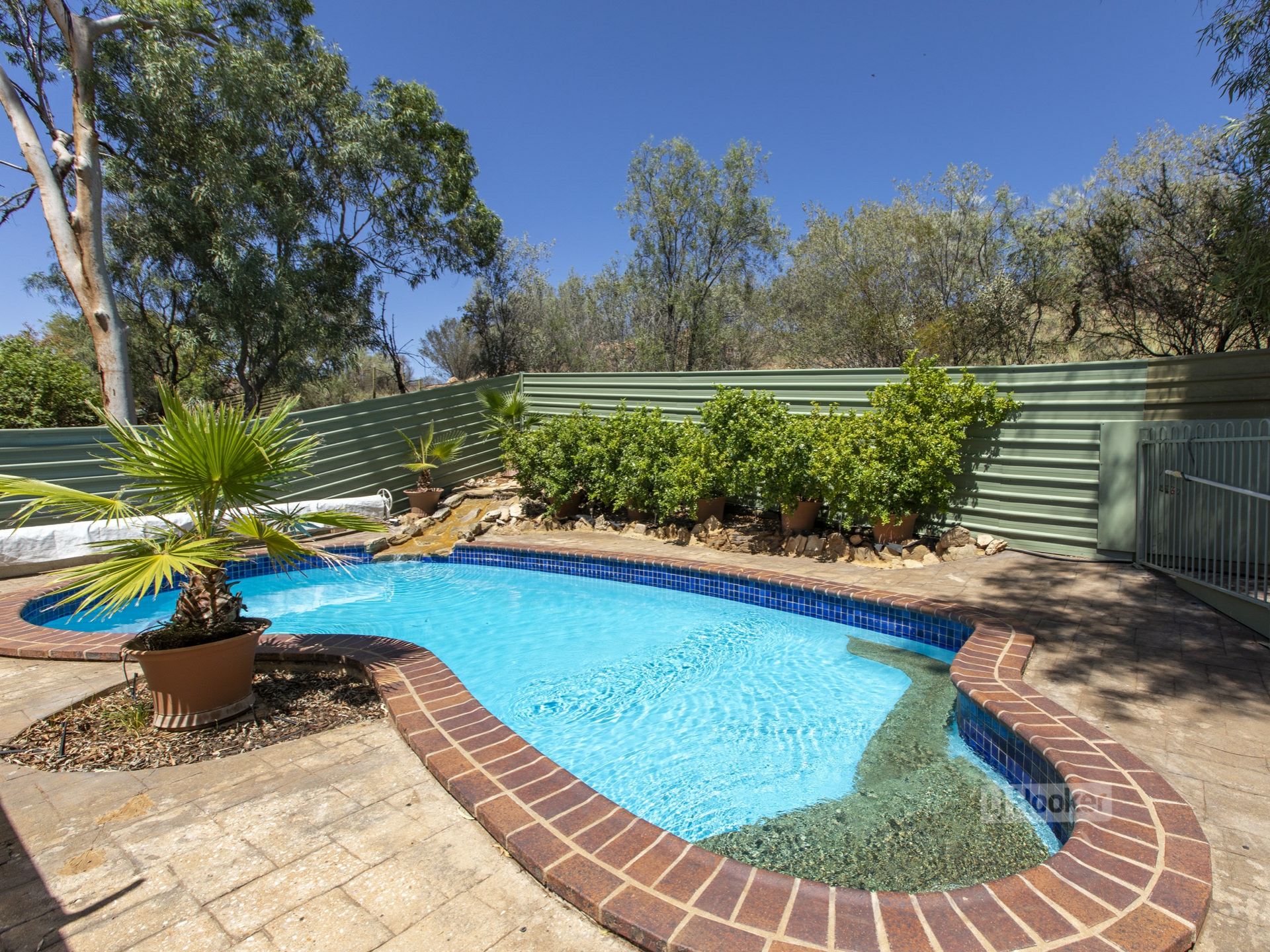 2 Gilbert Place, LARAPINTA