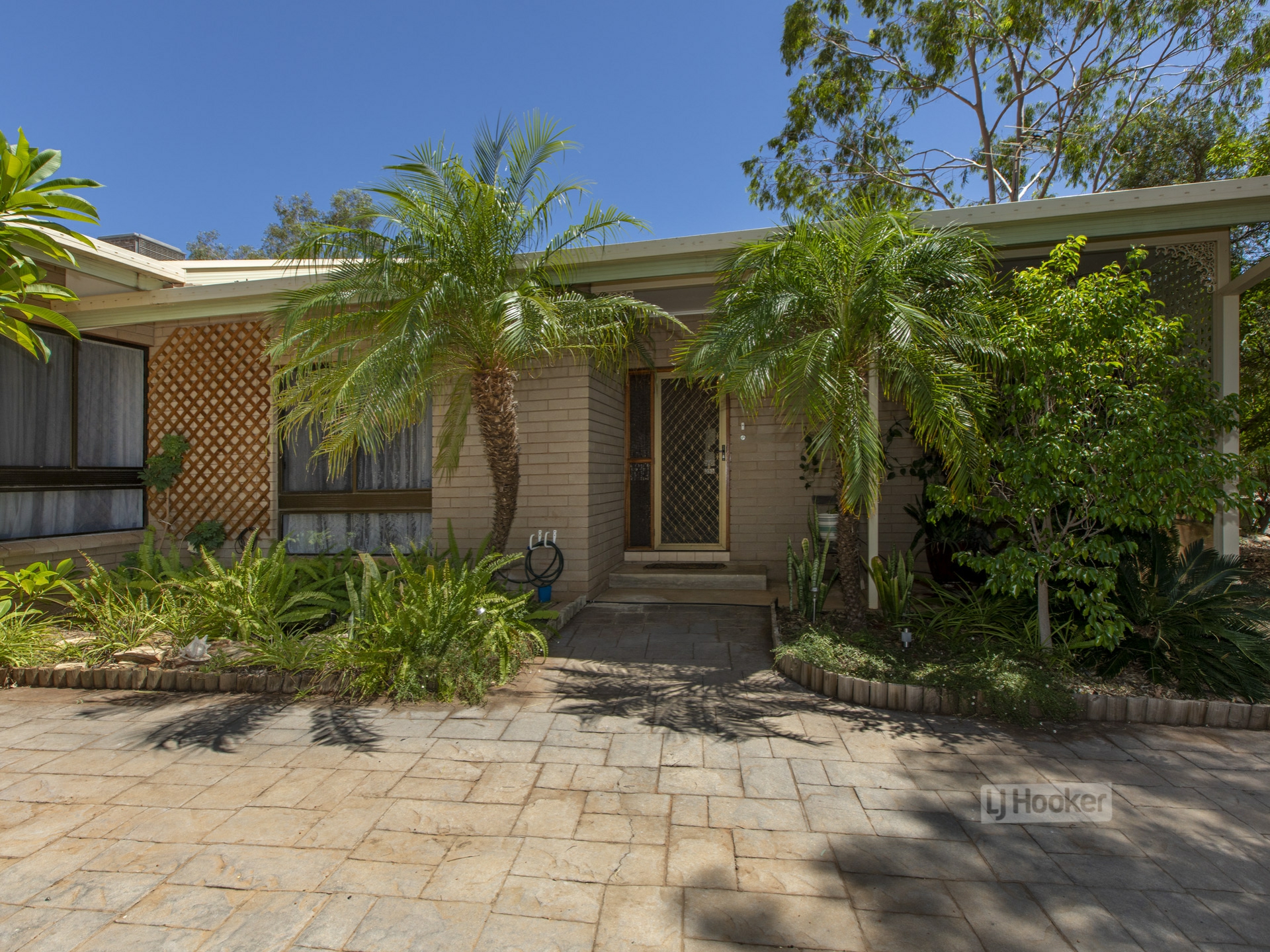 2 Gilbert Place, LARAPINTA