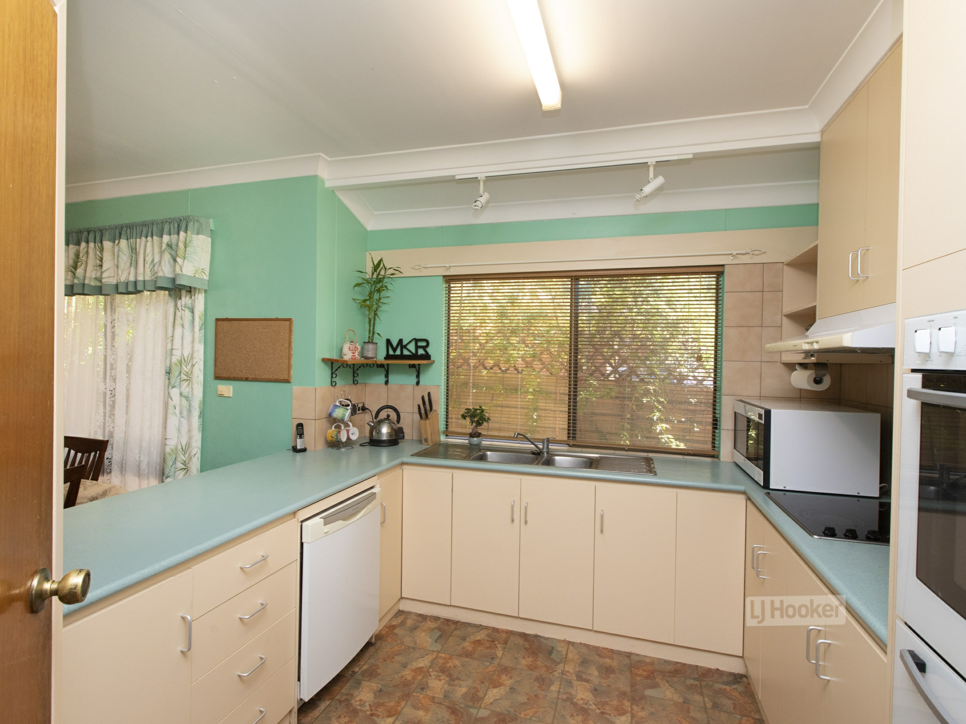 2 Gilbert Place, LARAPINTA