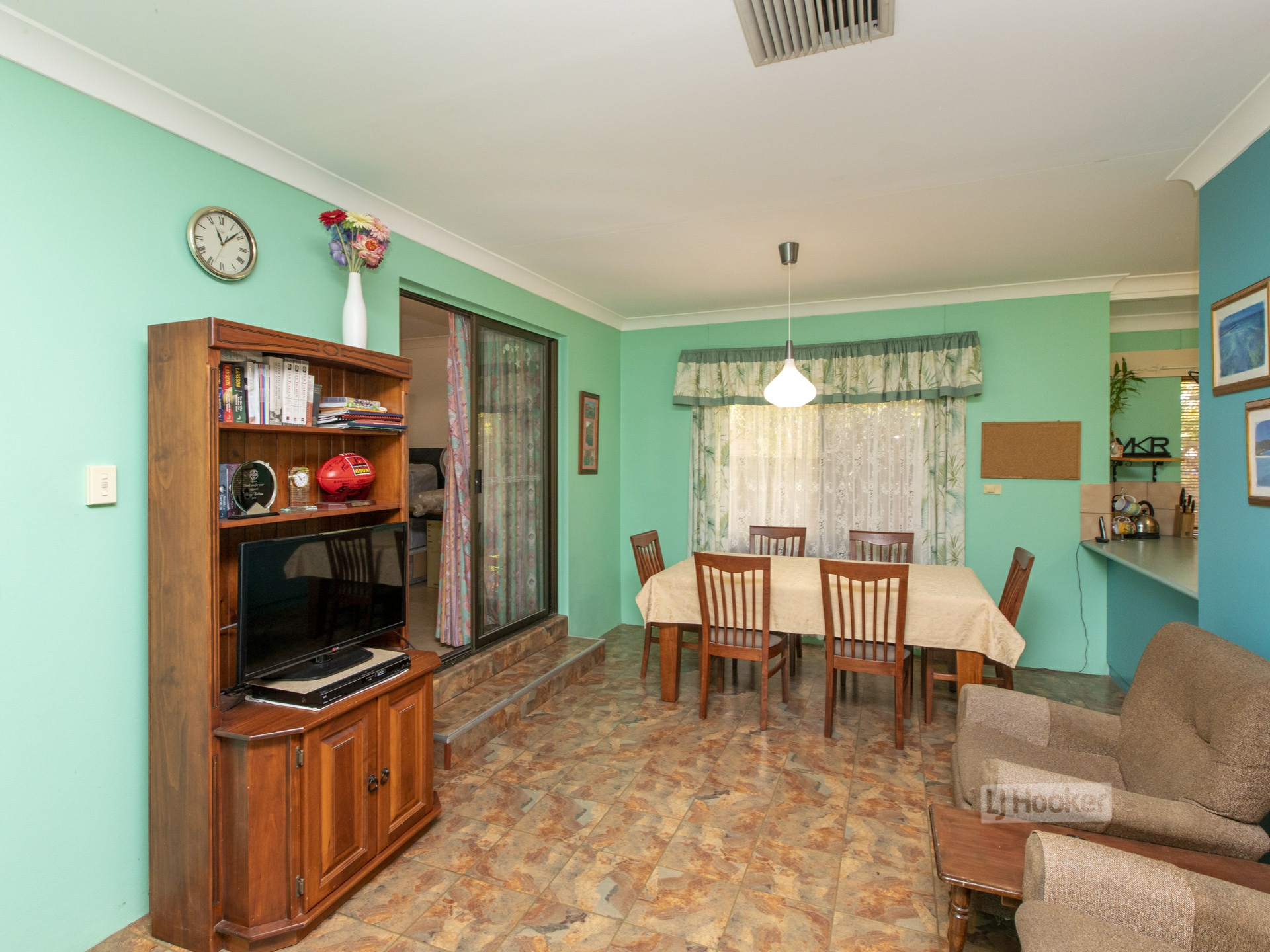2 Gilbert Place, LARAPINTA