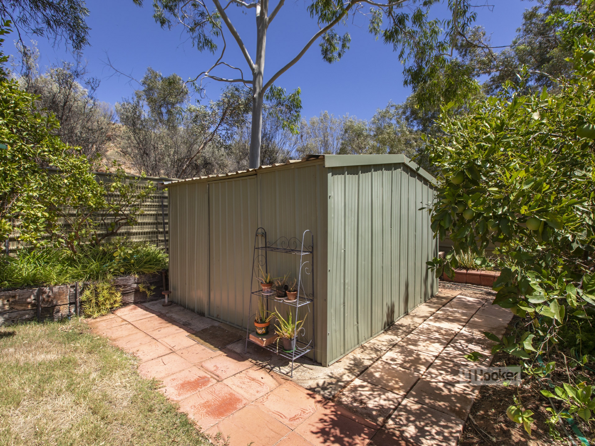 2 Gilbert Place, LARAPINTA