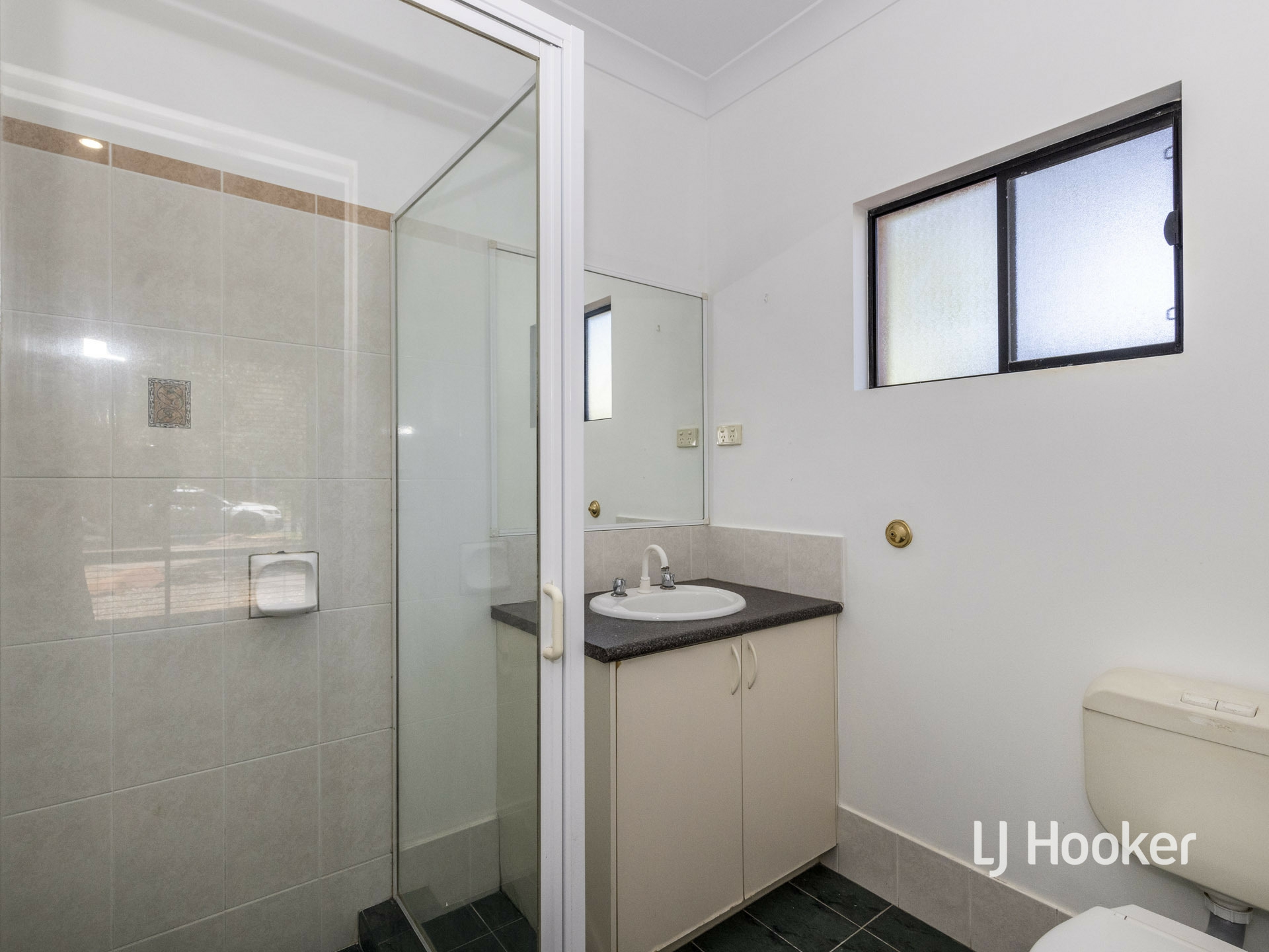 2/1A Giles Street, EAST SIDE