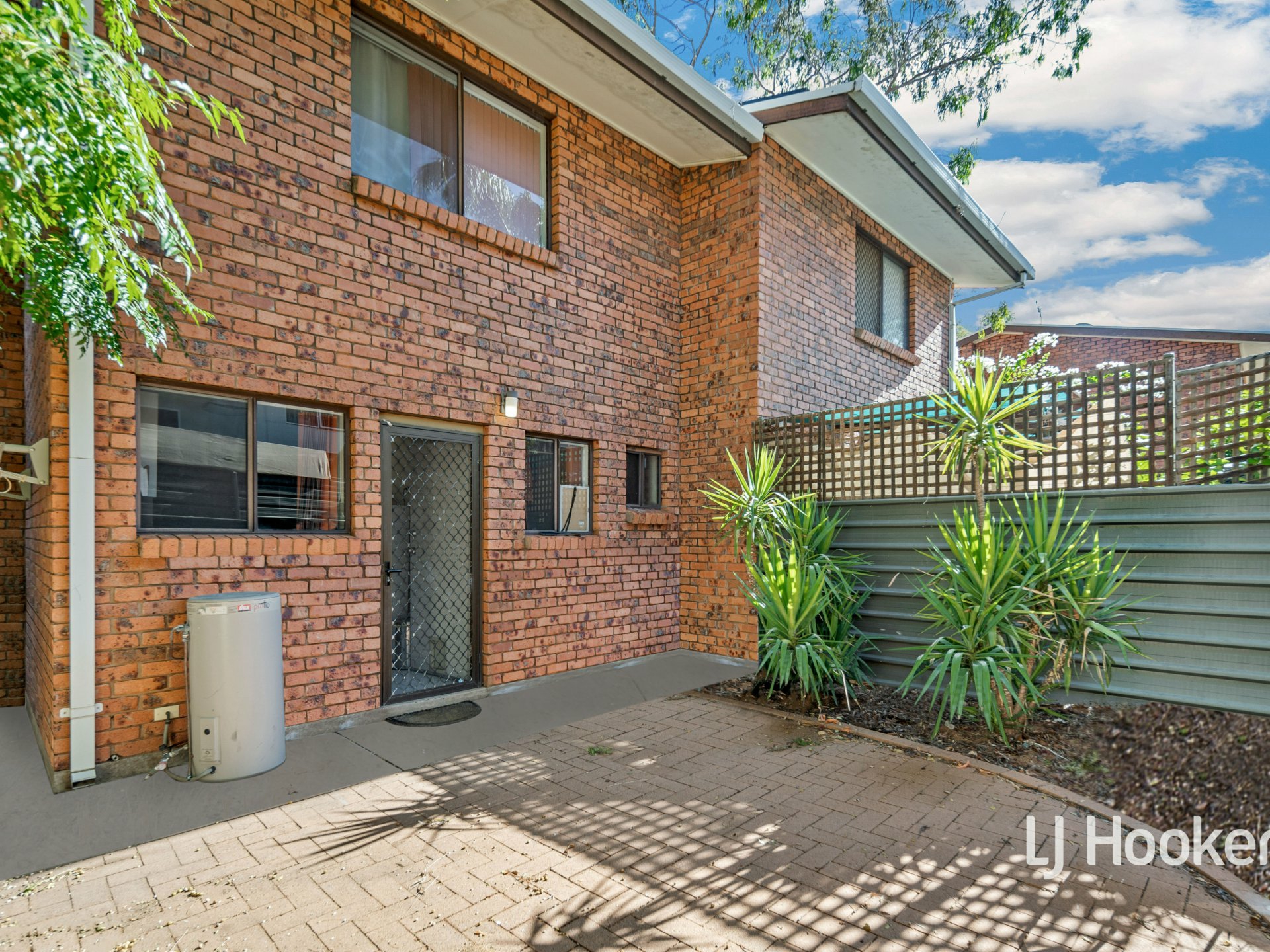5/7 Cycad Place, Sadadeen