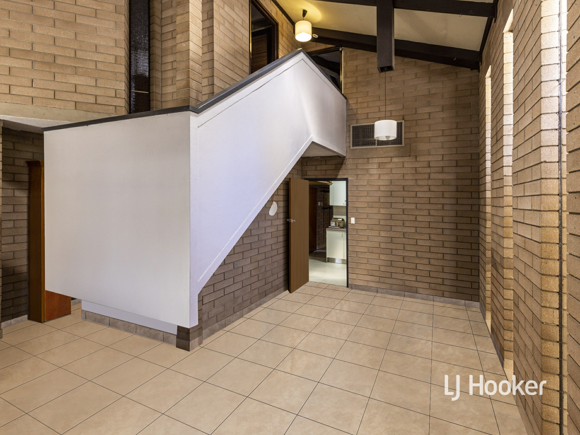18 Mahomed Street — photo 6 of 22