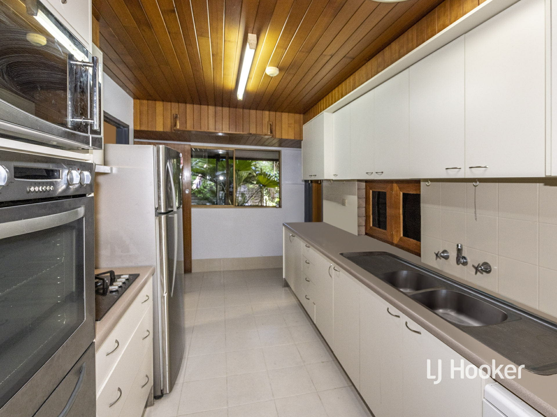 18 Mahomed Street — photo 8 of 22