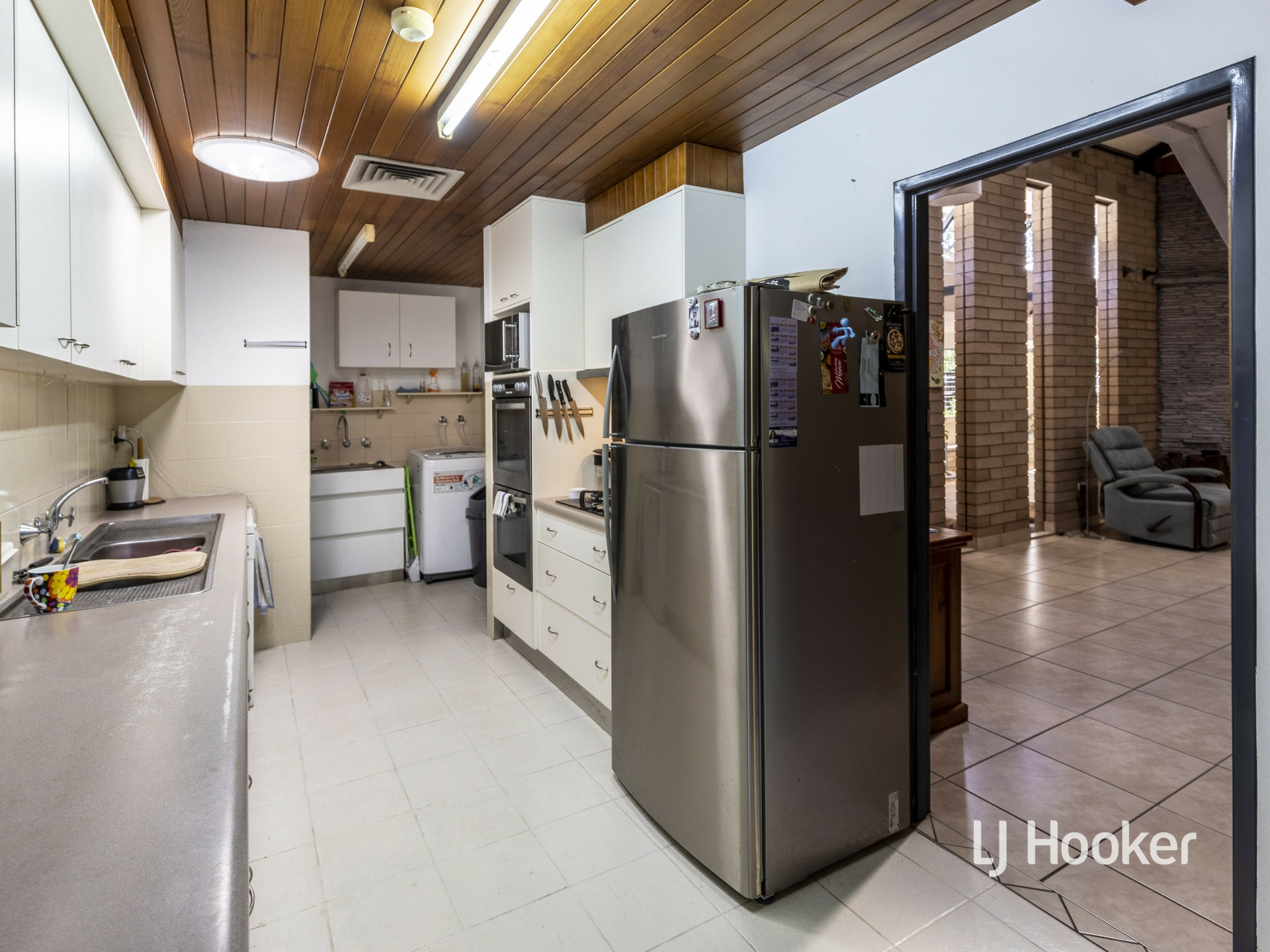 18 Mahomed Street — photo 9 of 22