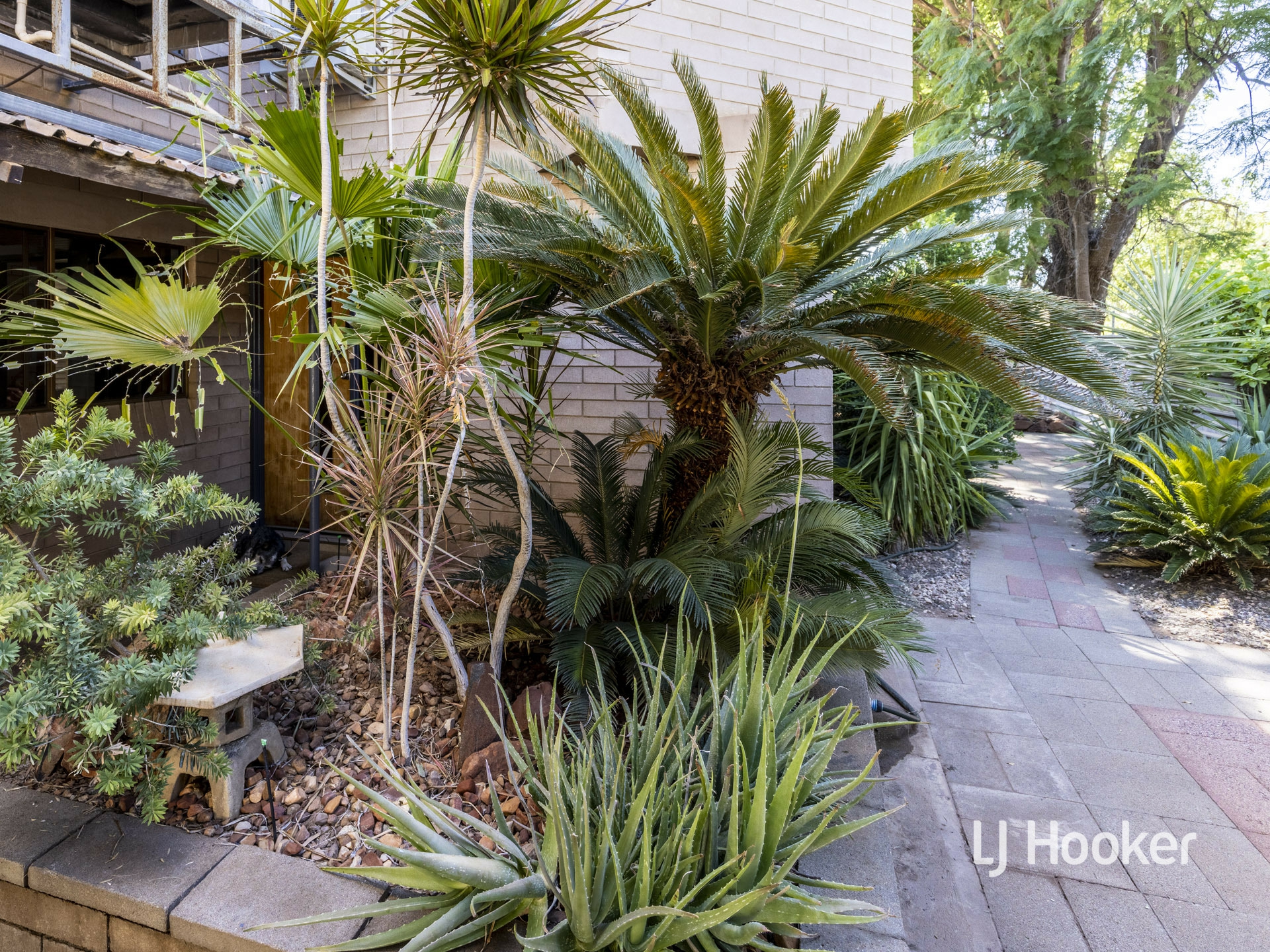 18 Mahomed Street — photo 21 of 22