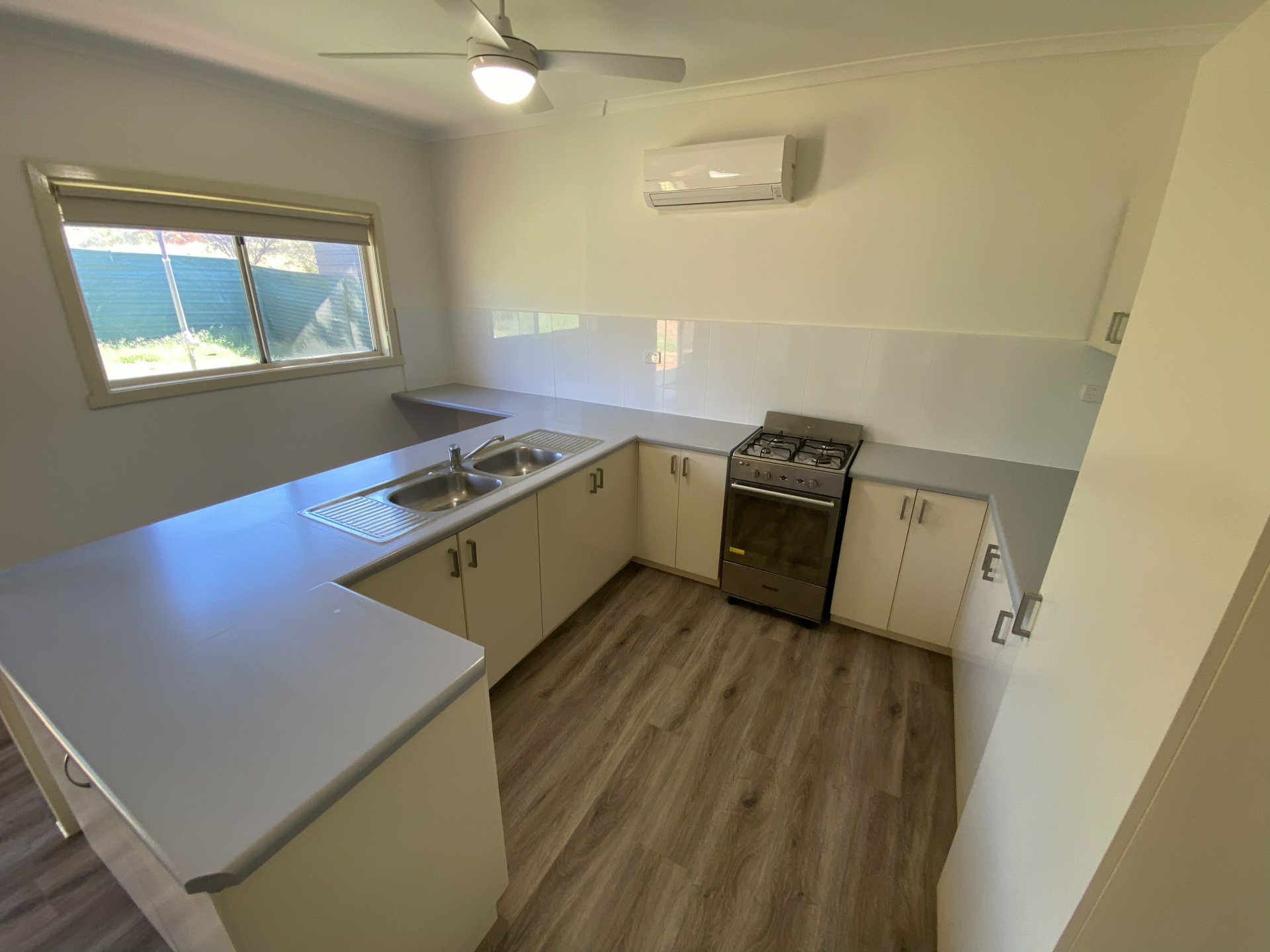 12 Zeil Street, ARALUEN