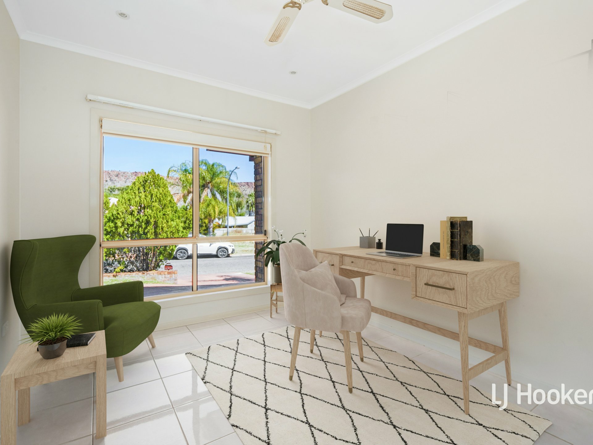 140 Cromwell Drive, DESERT SPRINGS