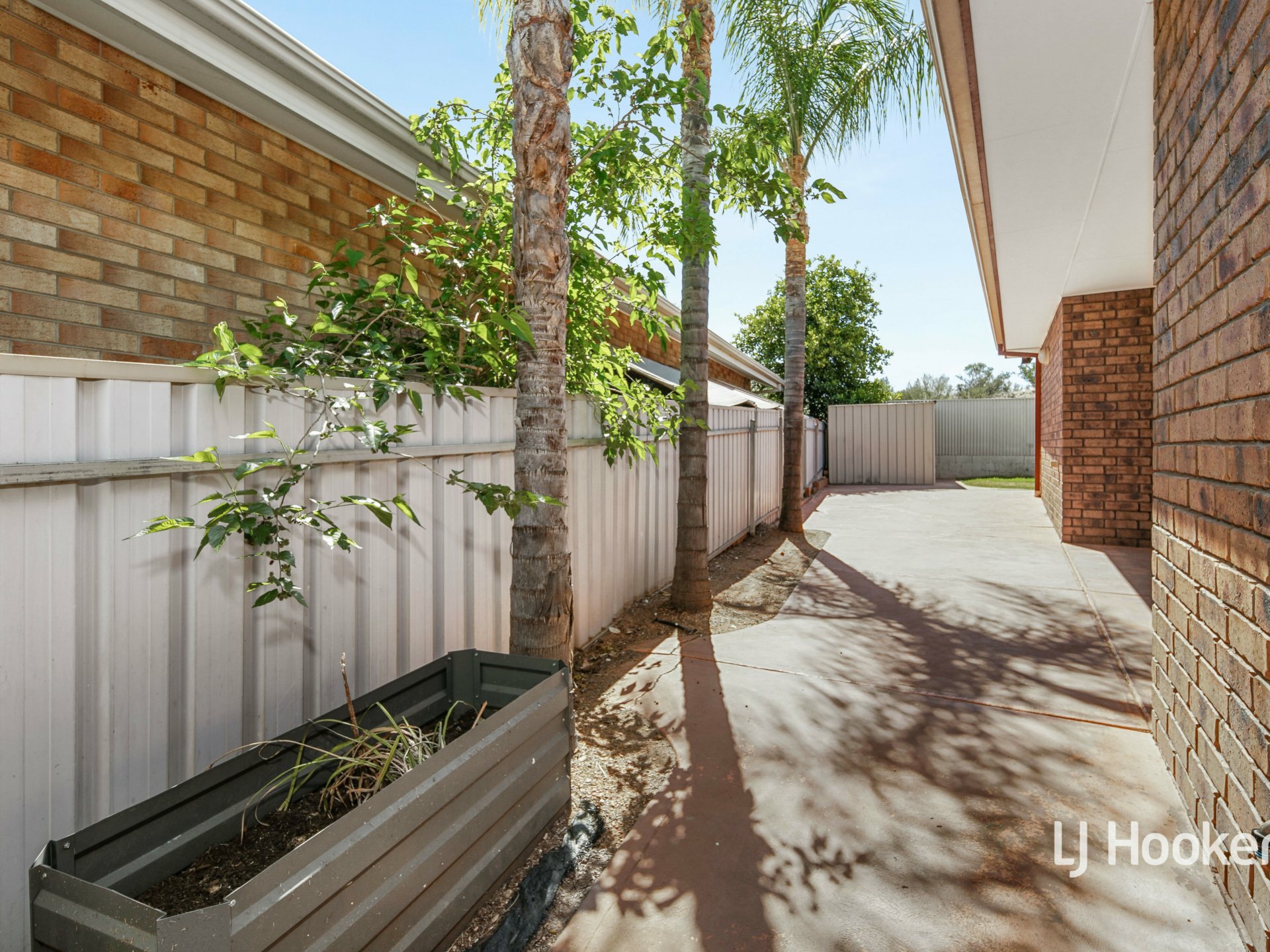 140 Cromwell Drive, DESERT SPRINGS