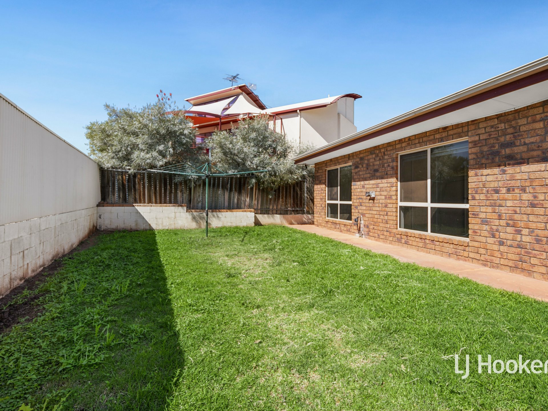 140 Cromwell Drive, DESERT SPRINGS