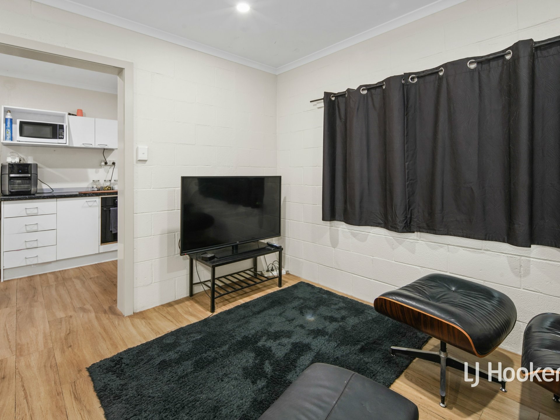 1B Raggatt Street, EAST SIDE