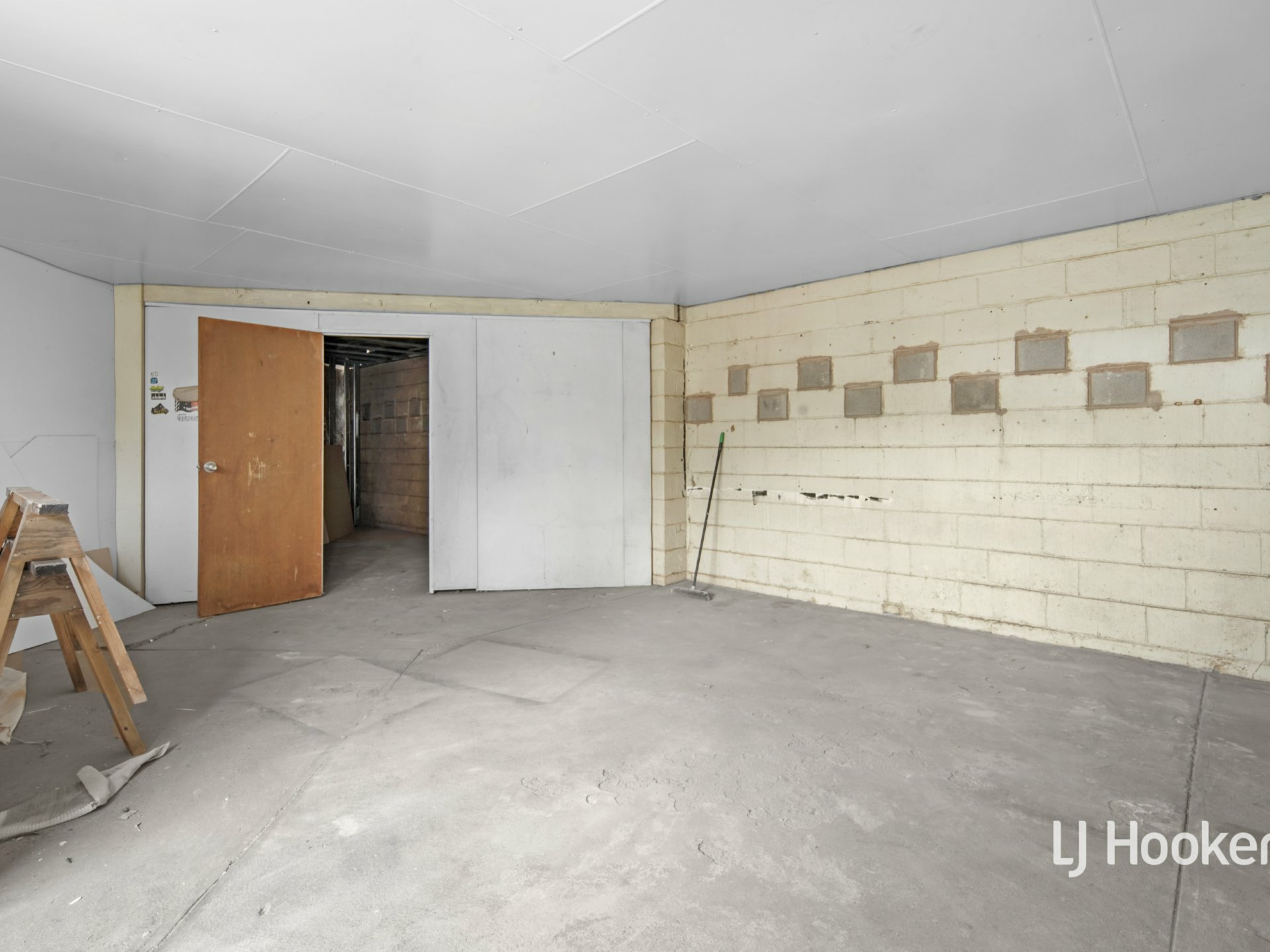 1B Raggatt Street, EAST SIDE
