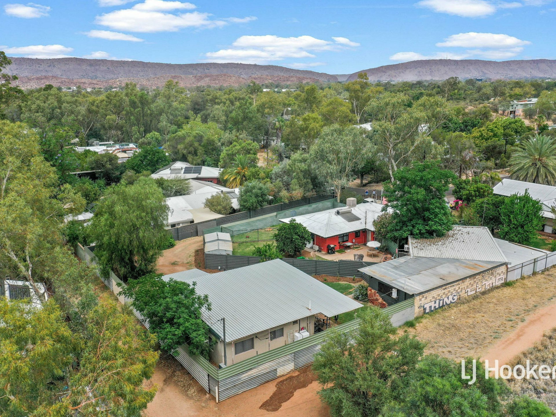 1B Raggatt Street, EAST SIDE