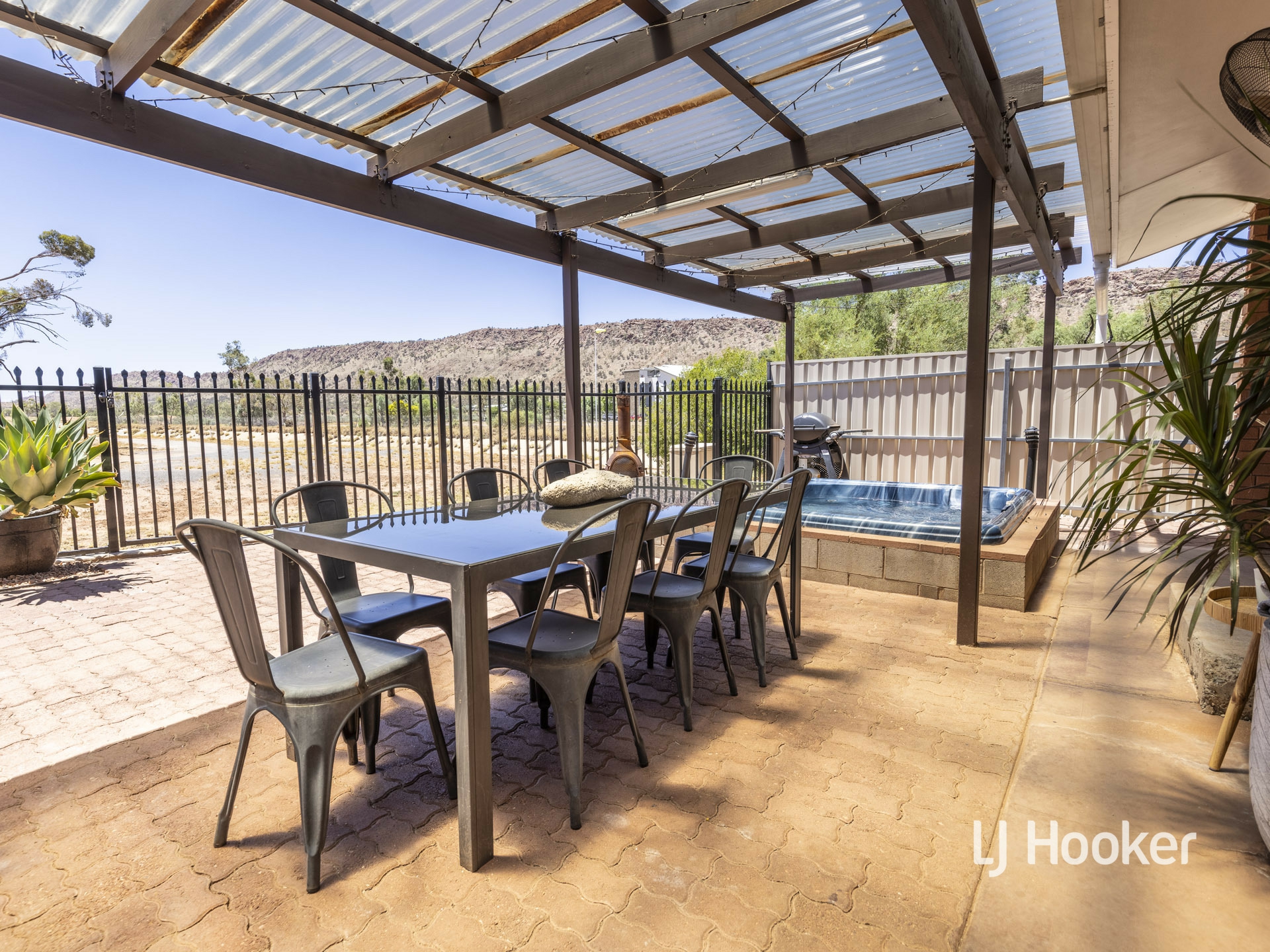 4/92 Barrett Drive Desert Springs NT Unit for Sale LJ Hooker