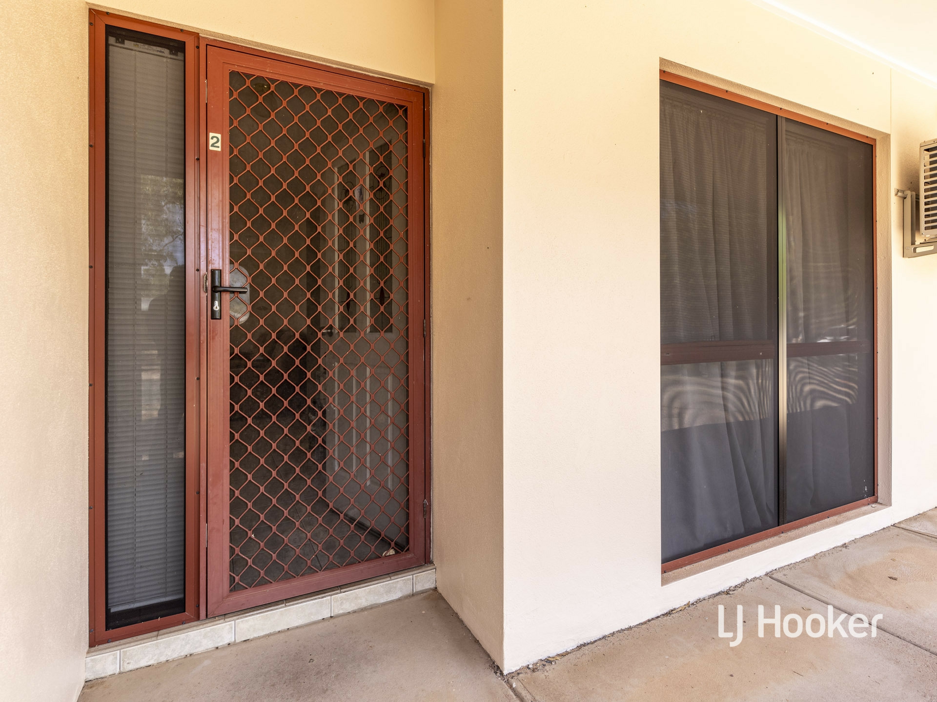 Unit 2/15 Ballingall Street, THE GAP