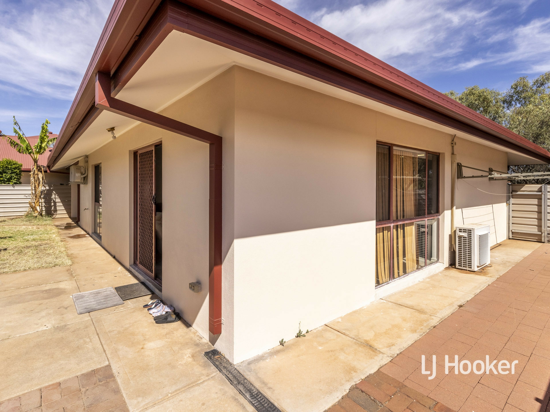 Unit 2/15 Ballingall Street, THE GAP