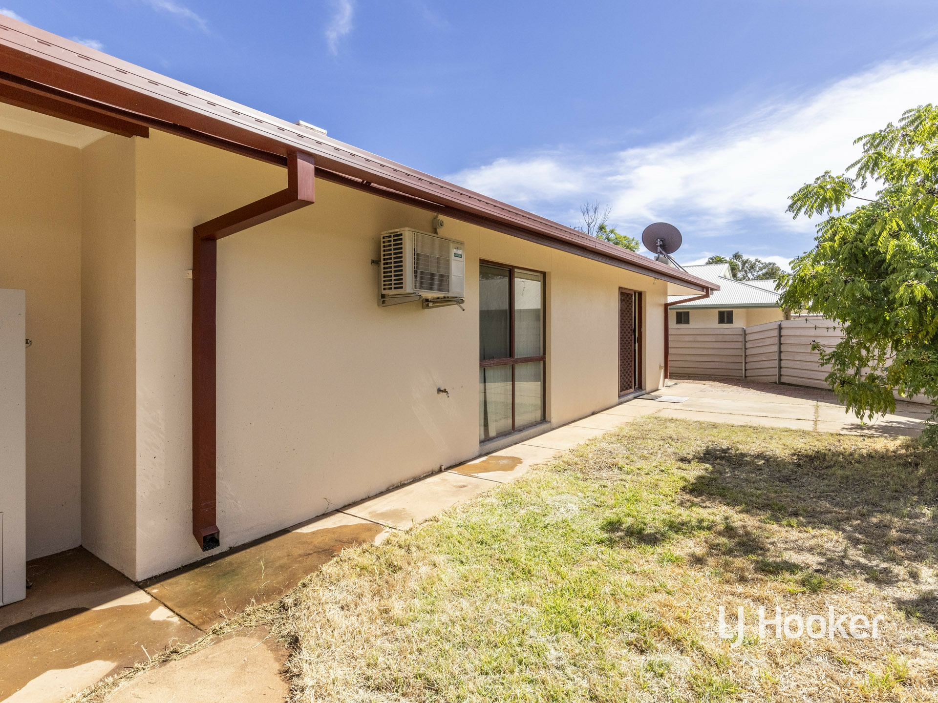 Unit 2/15 Ballingall Street, THE GAP